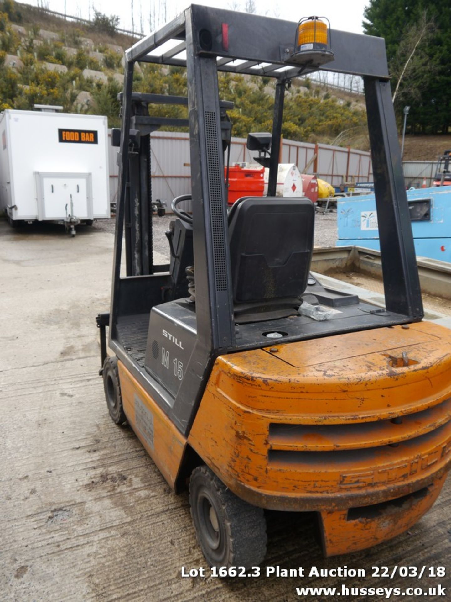 STILL M15 FORKLIFT RUNS DRIVES LIFTS 2705 HRS - Image 4 of 5