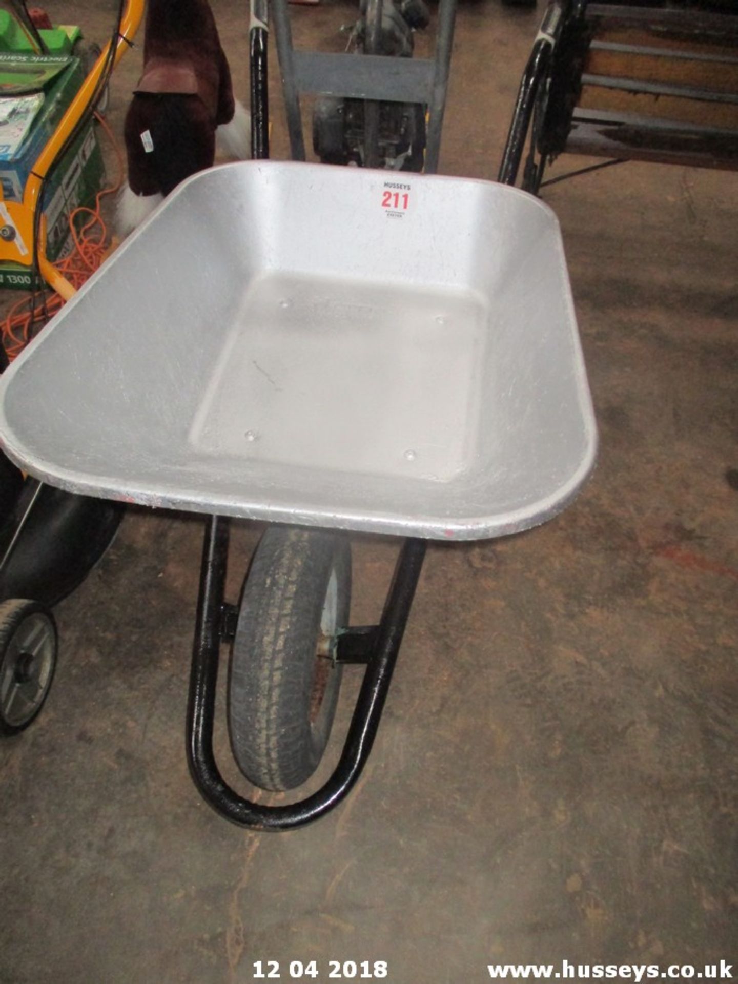 WHEELBARROW