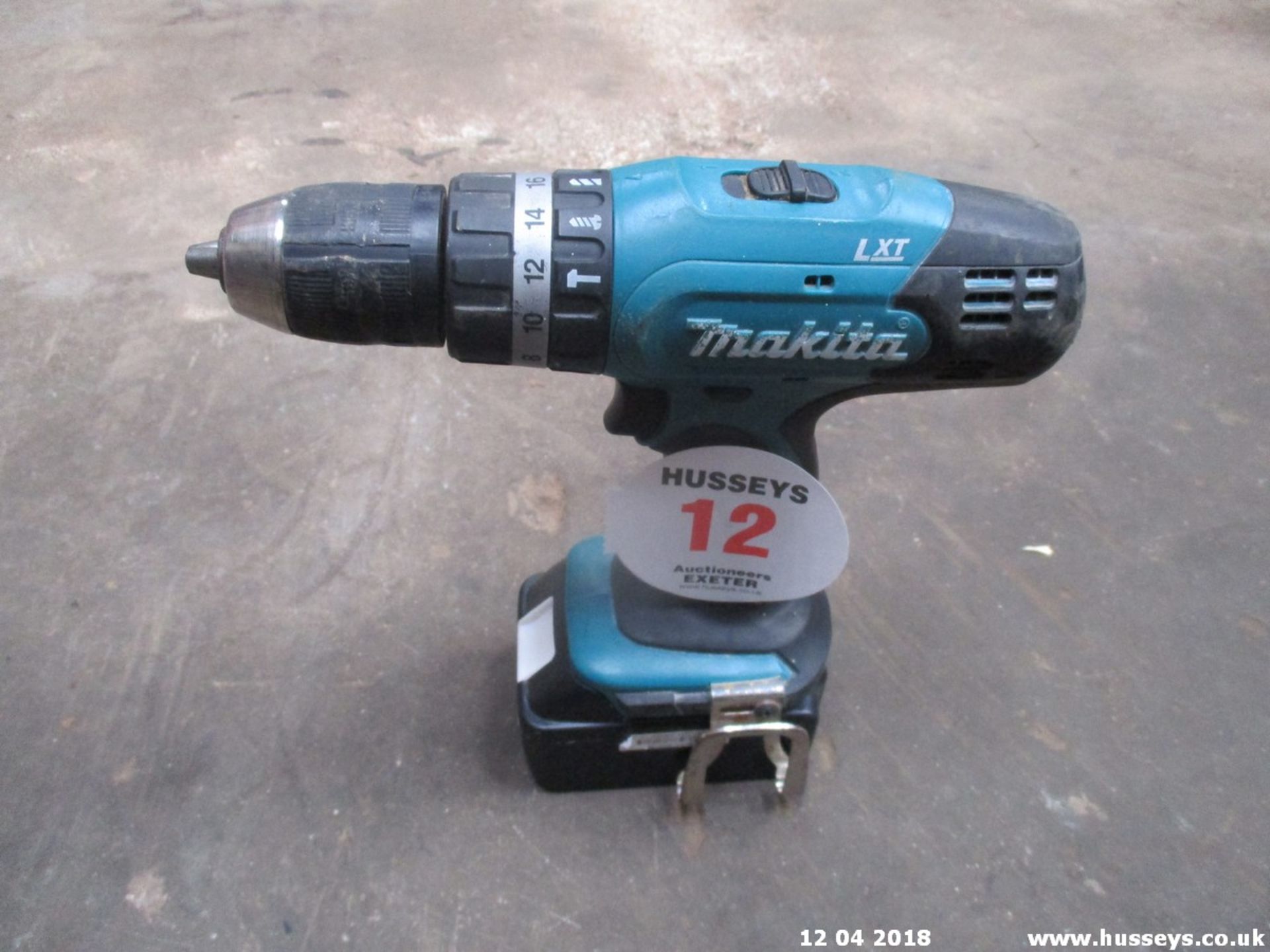 CORDLESS MAKITA DRILL