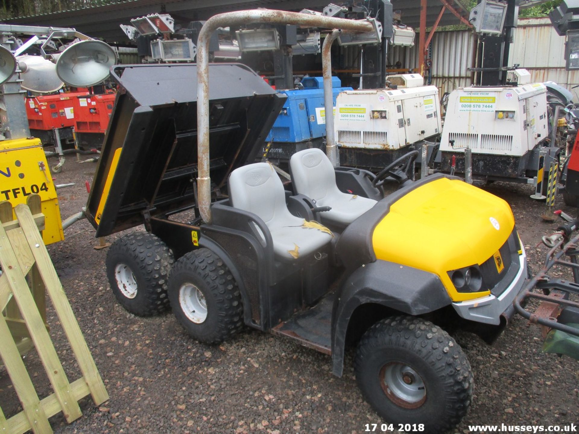 JCB 6WHL GOUNDHOG RUNS, TIPS 2000 - Image 4 of 4