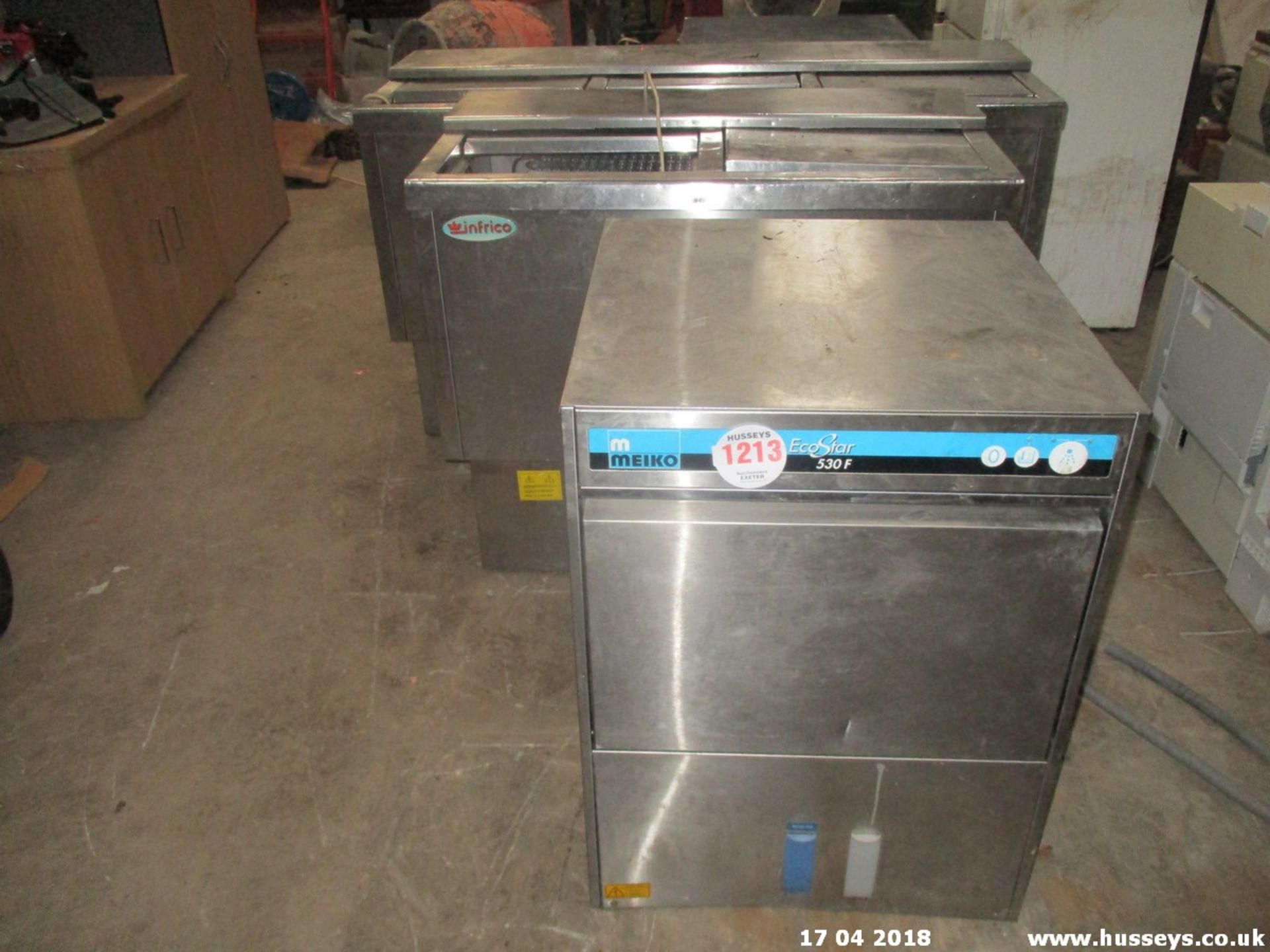 MEIKO & CASTOR 530F DISHWASHER & 2 S/S CHILLERS