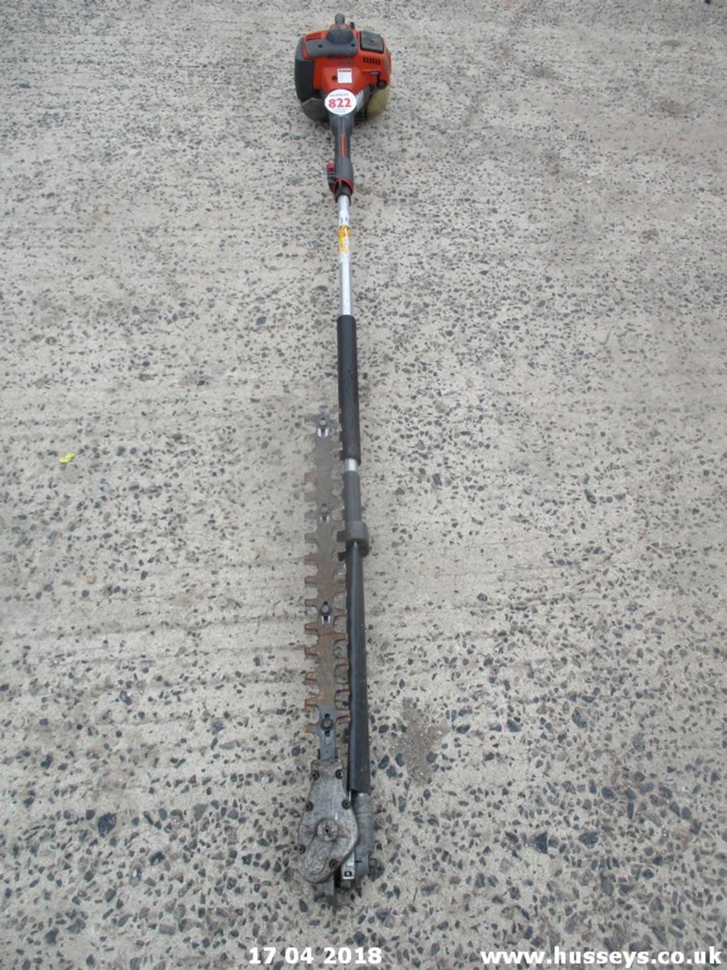 HUSQVARNA LONG REACH HEGDE TRIMMER