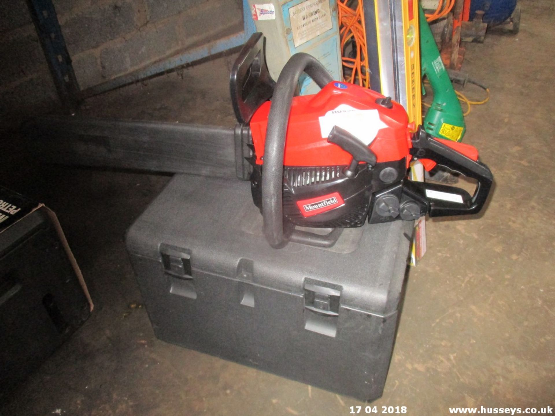 MOUNTFIELD CHAINSAW (NEW)