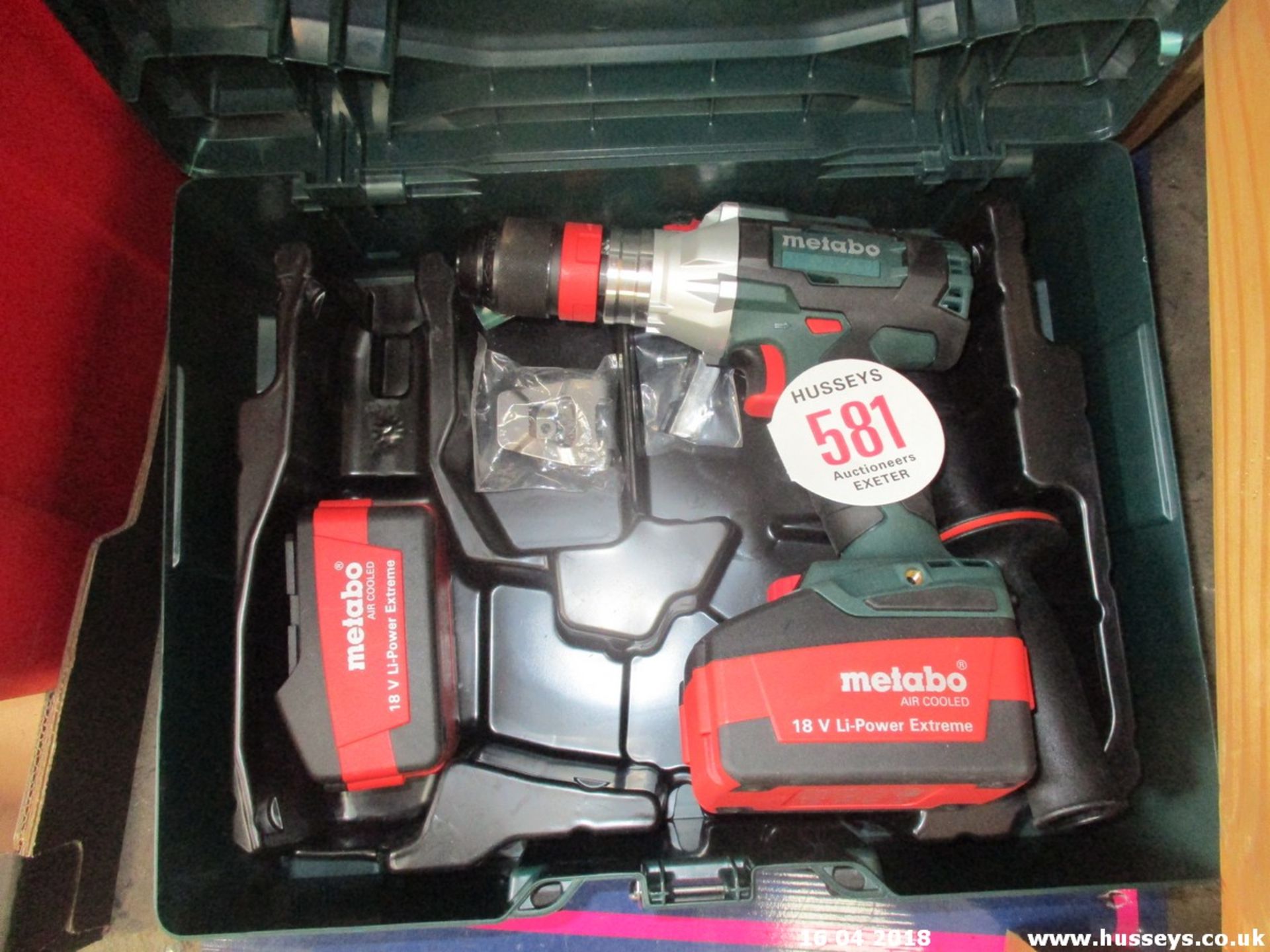 METABO DRILL C/W 2 BATTERIES (NO CHARGER) NEW