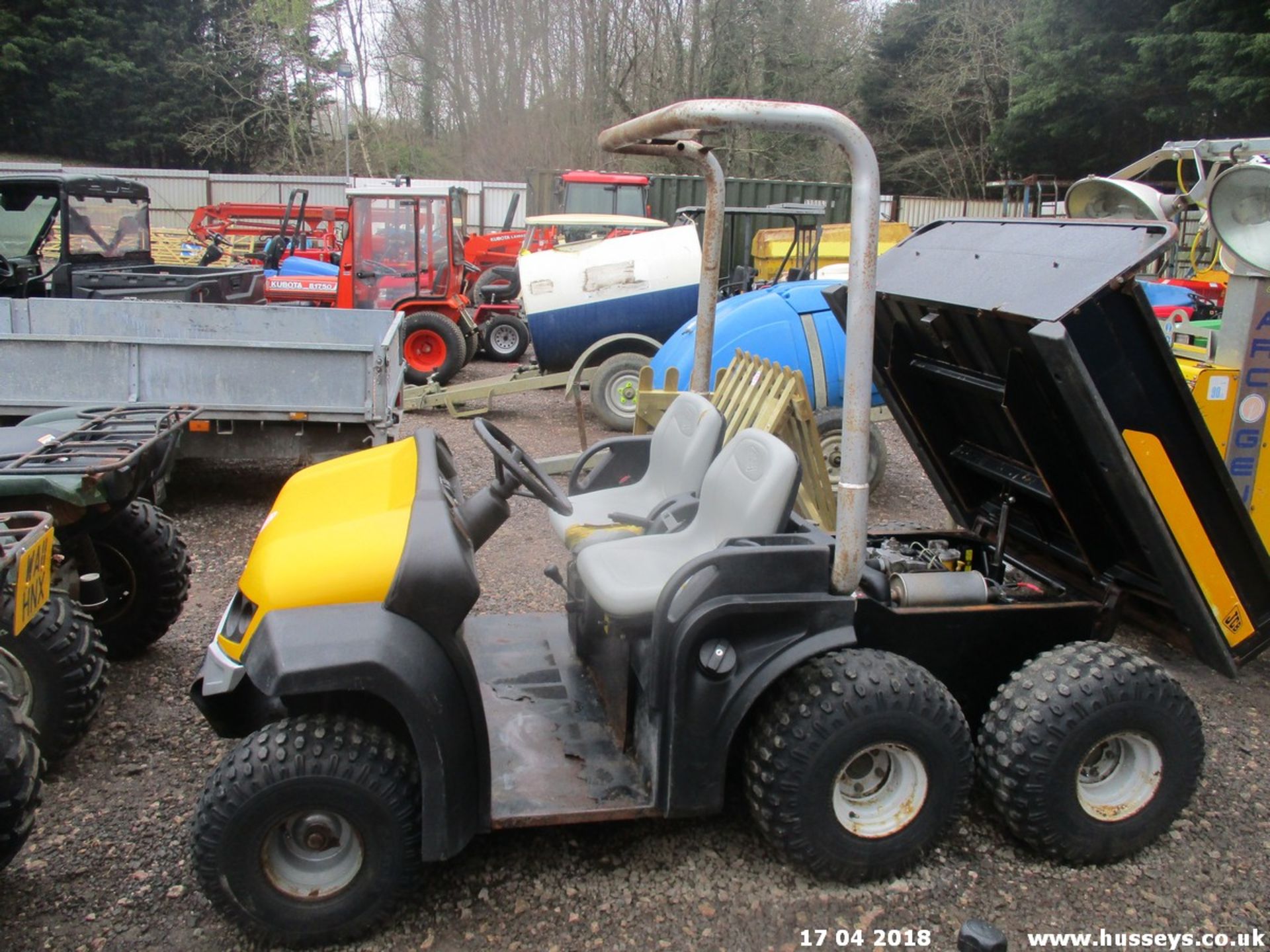 JCB 6WHL GOUNDHOG RUNS, TIPS 2000 - Image 2 of 4