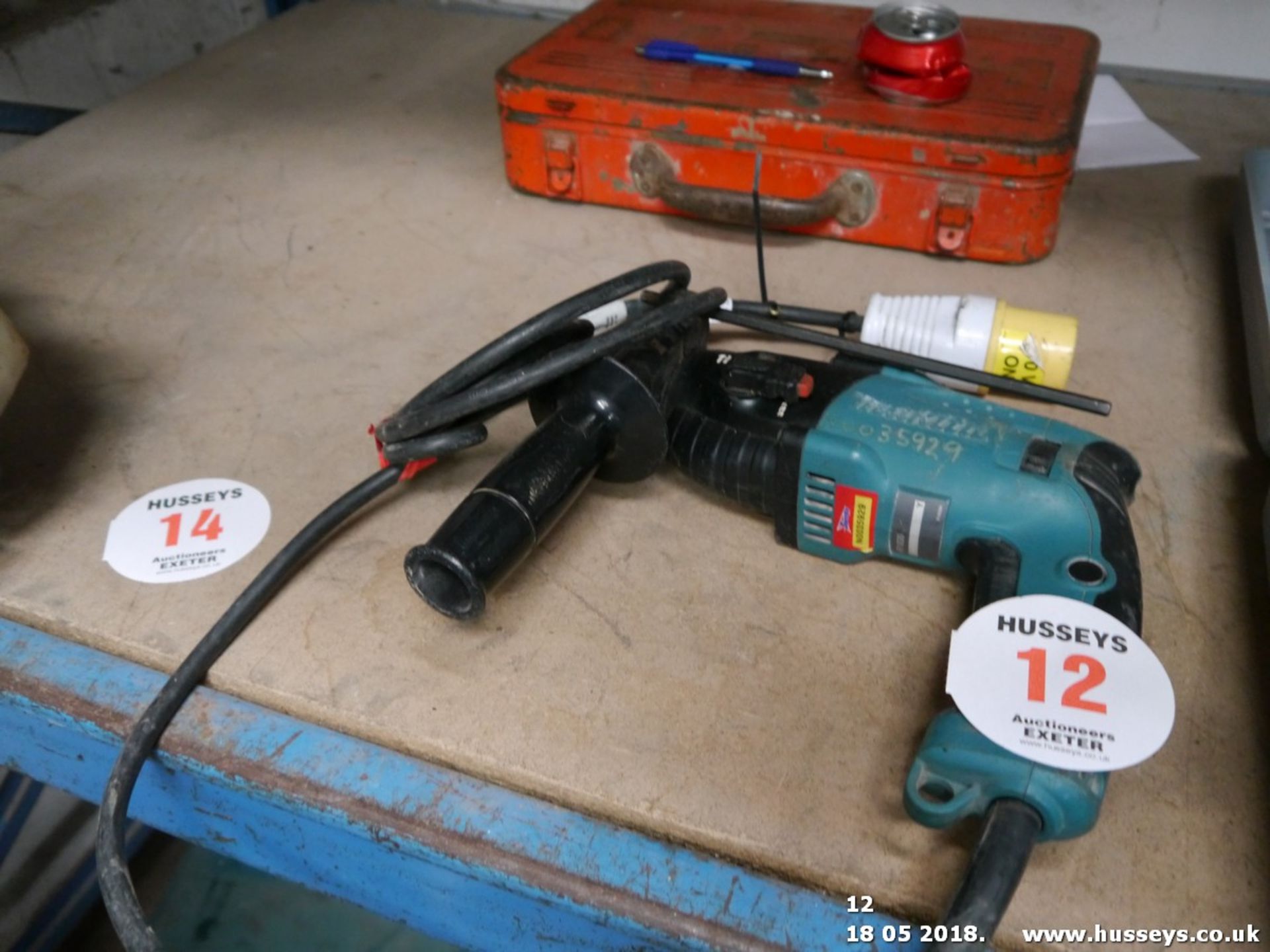 MAKITA DRILL