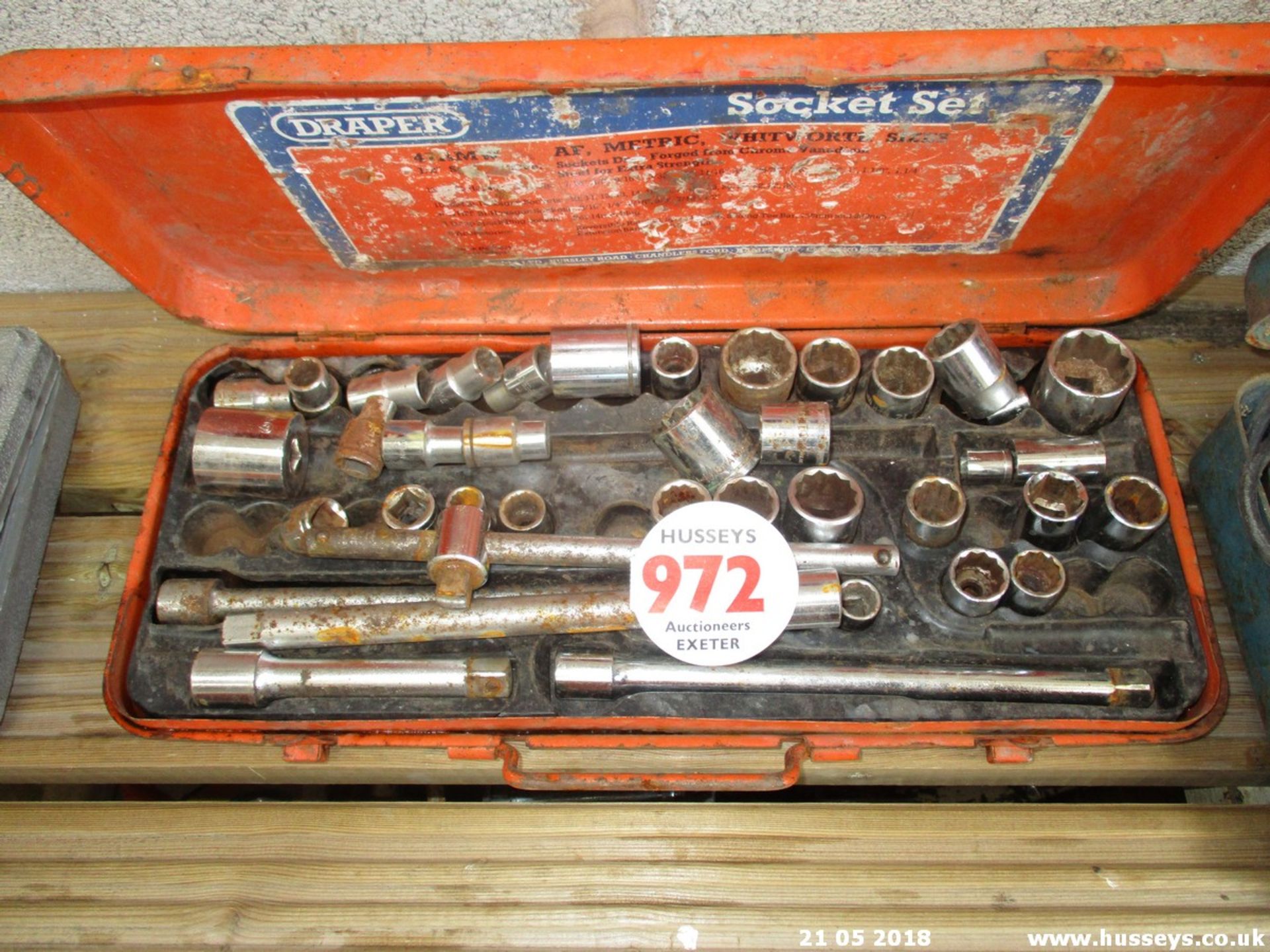 SOCKET SET