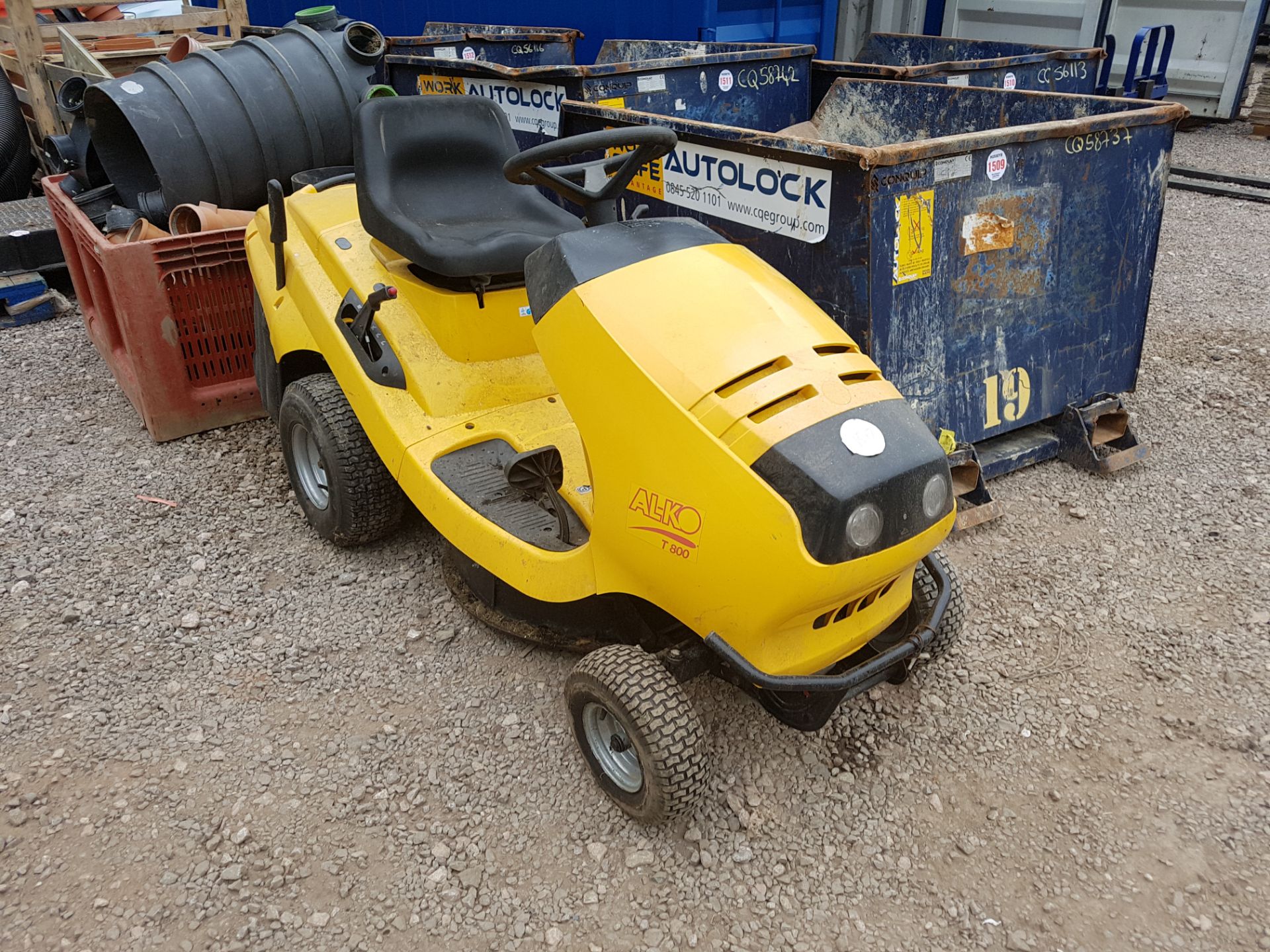 ACKO T800 RIDE ON MOWER & COLLECTOR