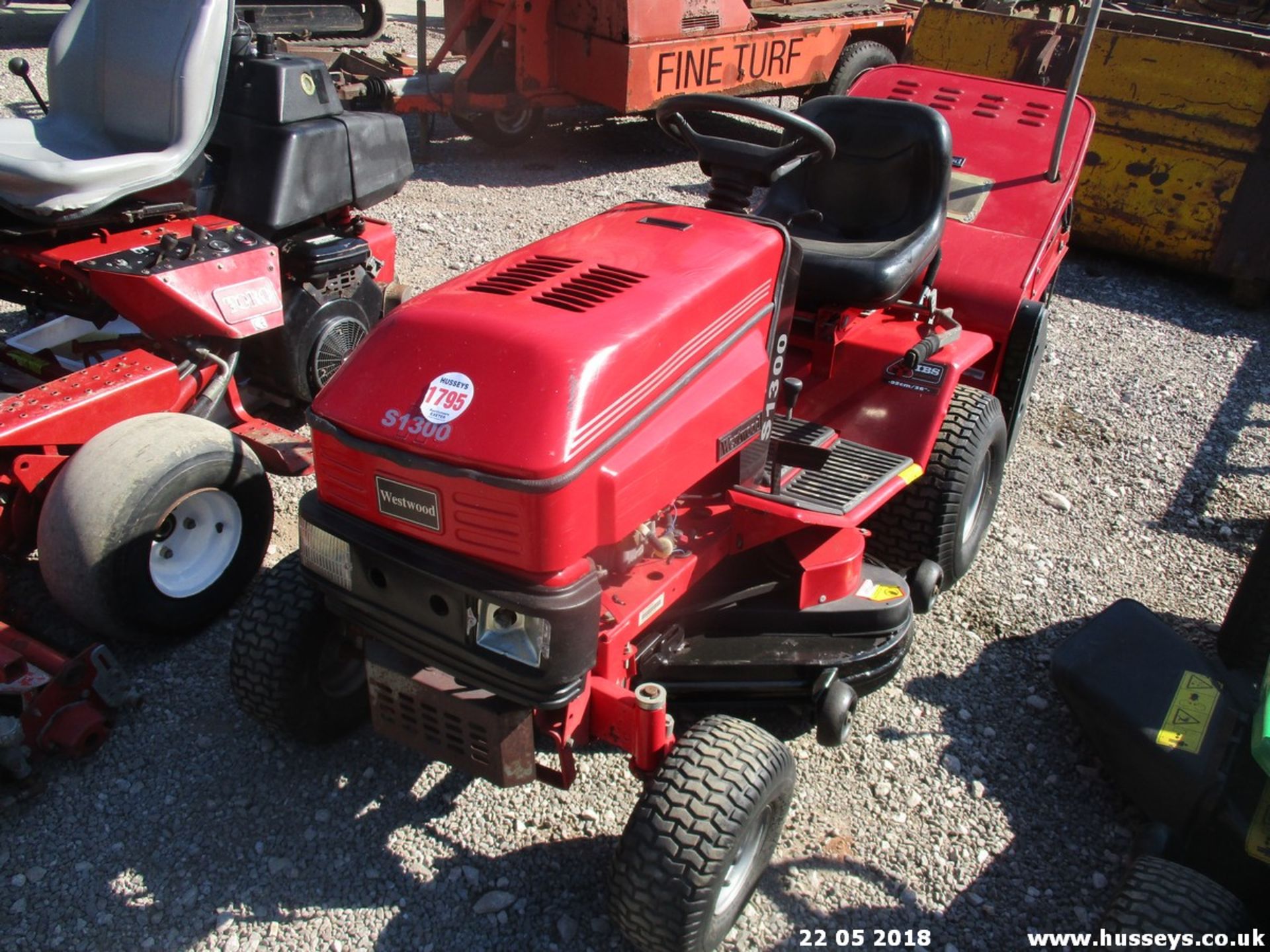 WESTWOOD S1300 MOWER C/W COLLECTOR