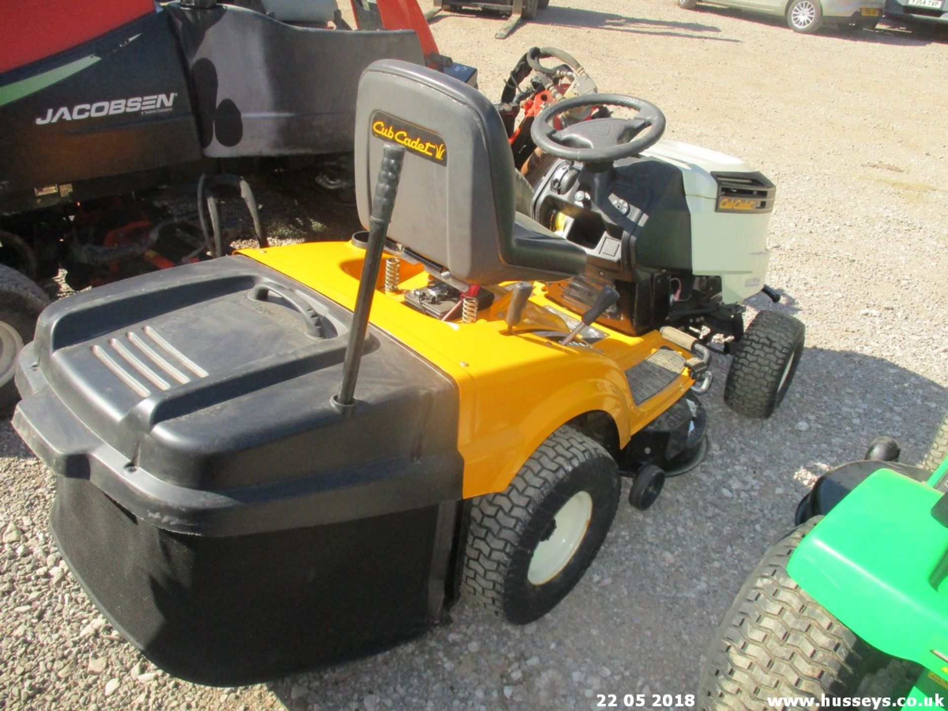 CUB CADET MOWER & COLLECTOR - Image 3 of 3