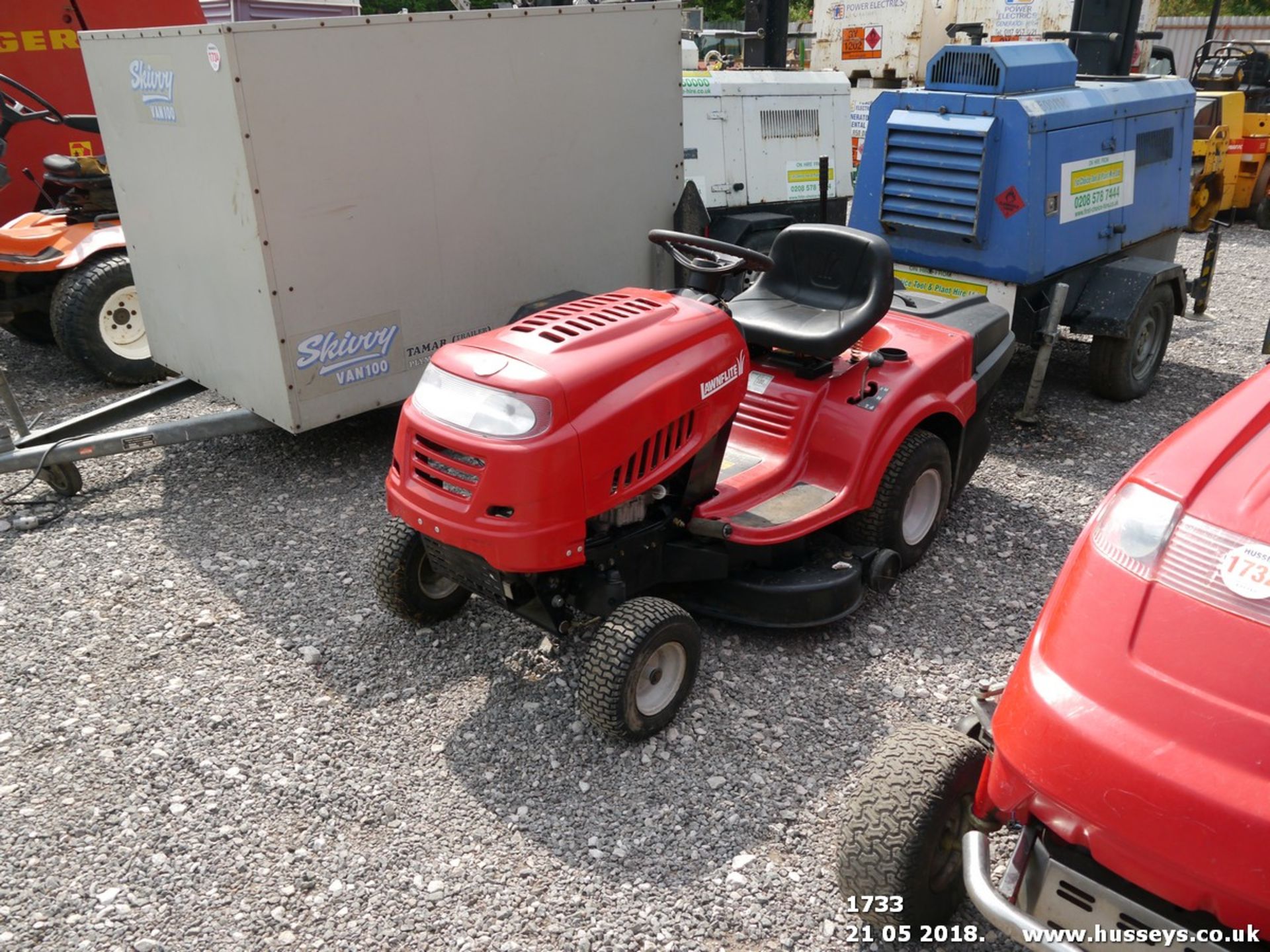 LAAWNFLITE 703RT COLLECTOR MOWER