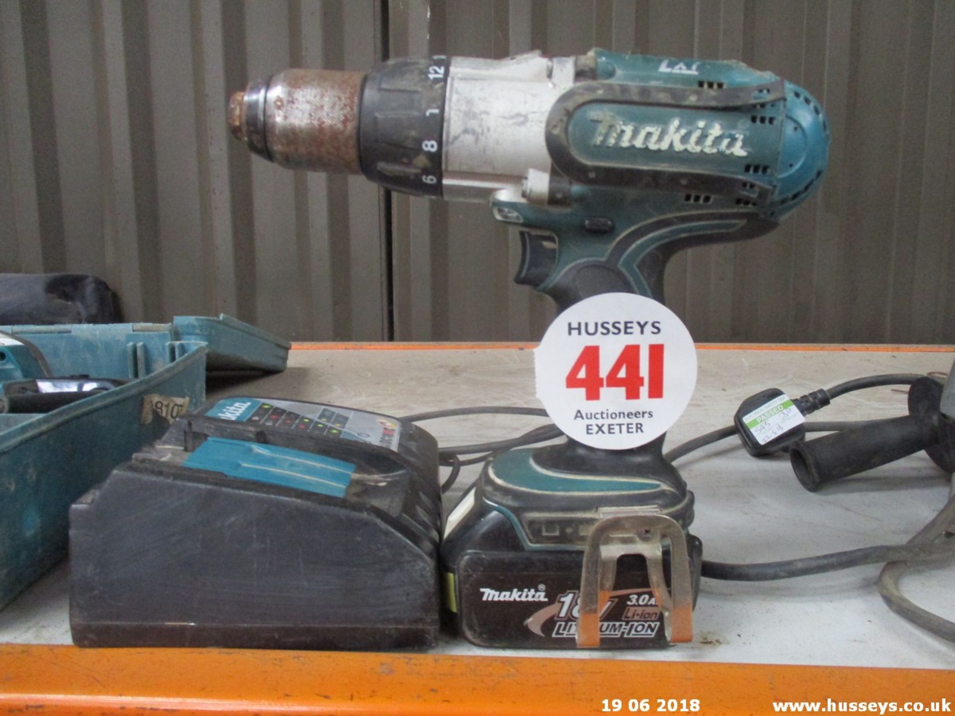 CORDLESS MAKITA DRILL