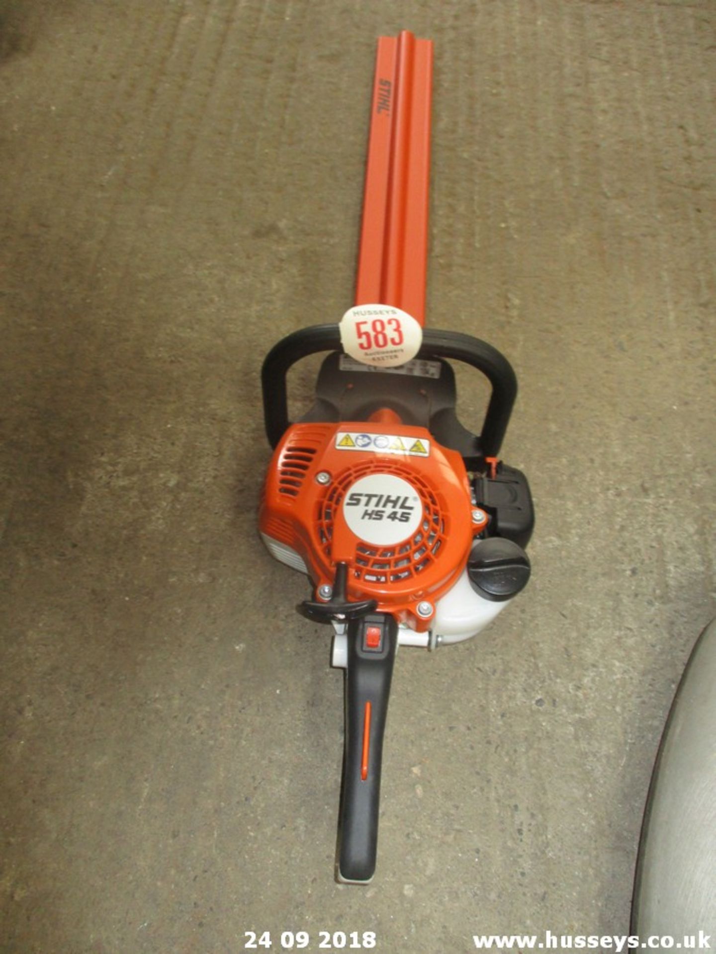 STIHL HS45 HEDGE TRIMMER