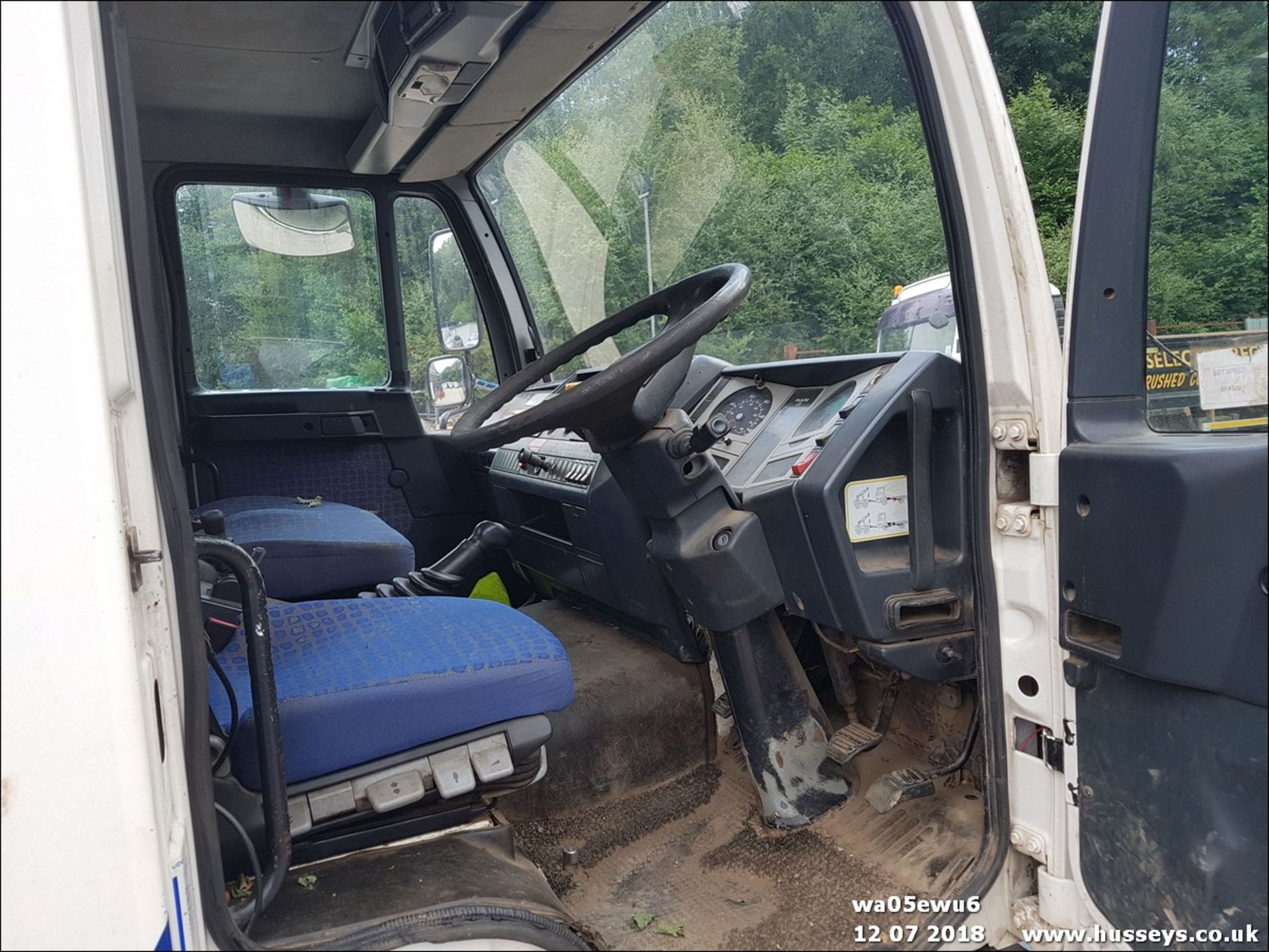 2005 MAN L2000 7.5 TON SKIP LORRY TELEHOIST SKIP BODY - Image 6 of 8