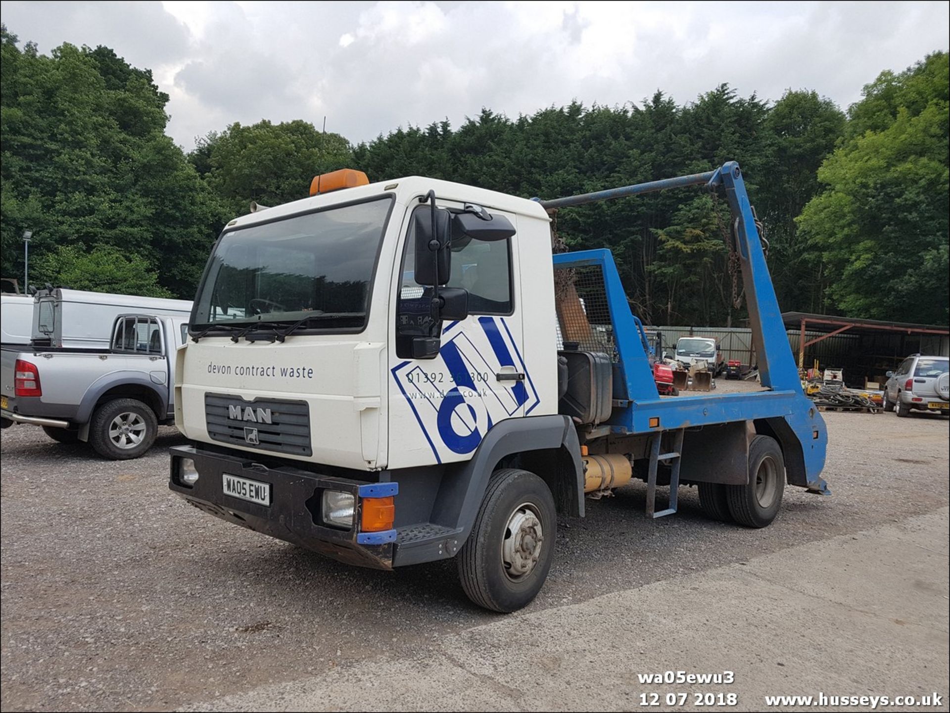 2005 MAN L2000 7.5 TON SKIP LORRY TELEHOIST SKIP BODY - Image 3 of 8