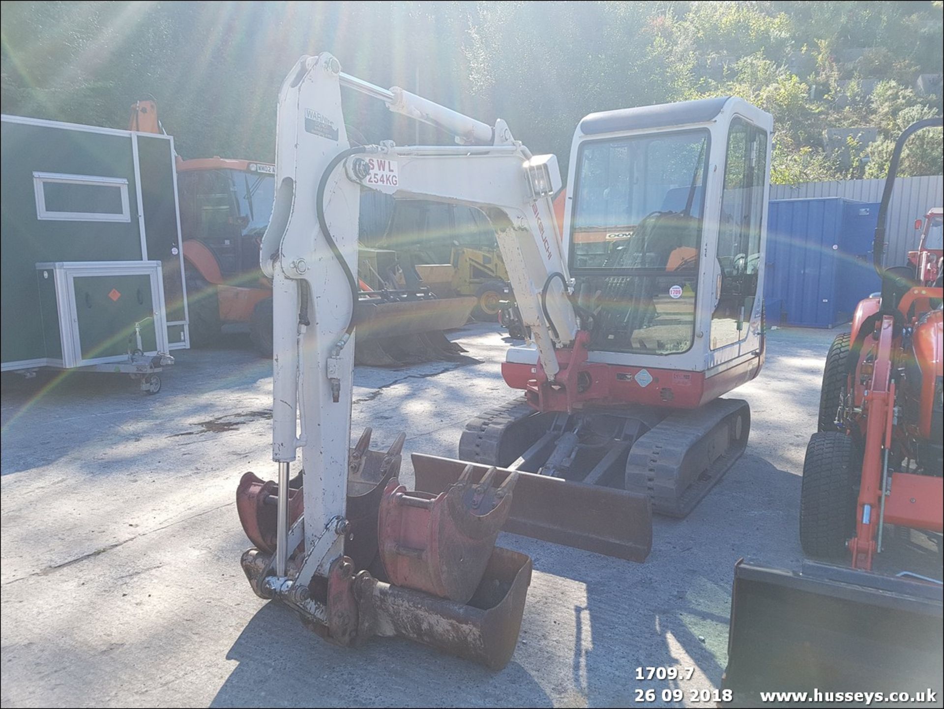 TAKEUCHI TB125 C/W 3 BUCKETS PIPED 2009. 3537 HRS - Image 8 of 8