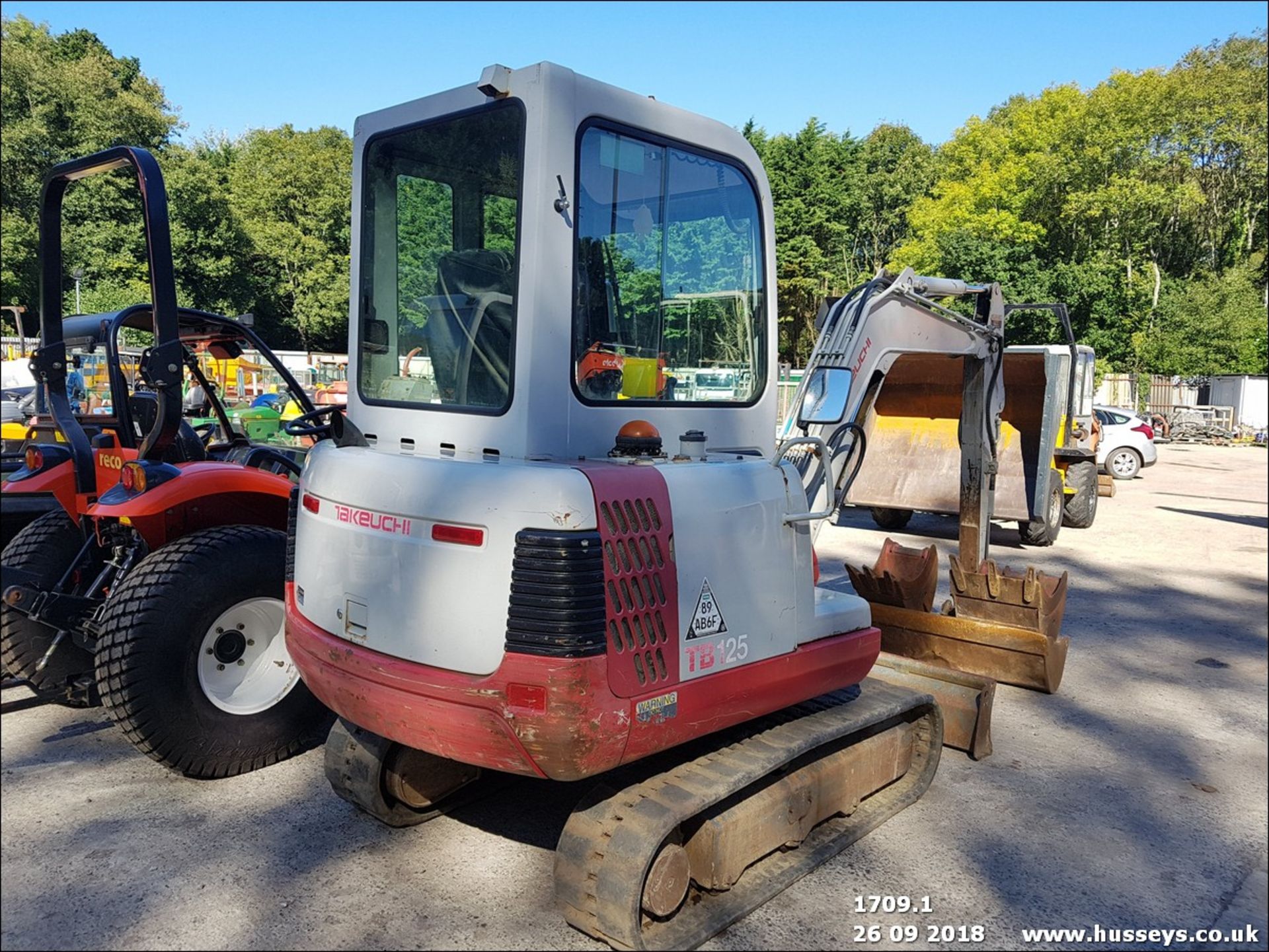 TAKEUCHI TB125 C/W 3 BUCKETS PIPED 2009. 3537 HRS - Image 2 of 8