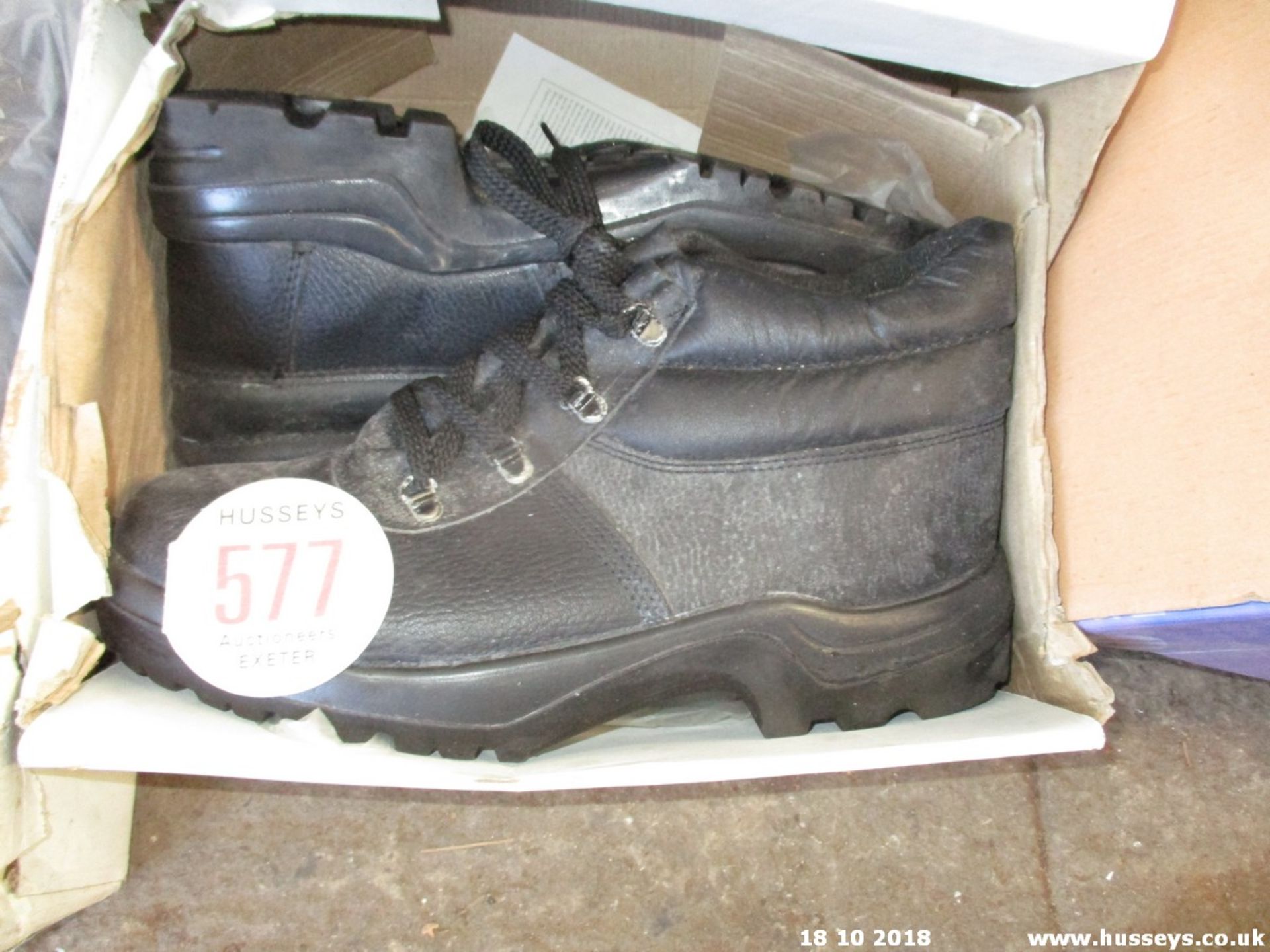 PR OF SAFETY FOOTWARE SIZE 11