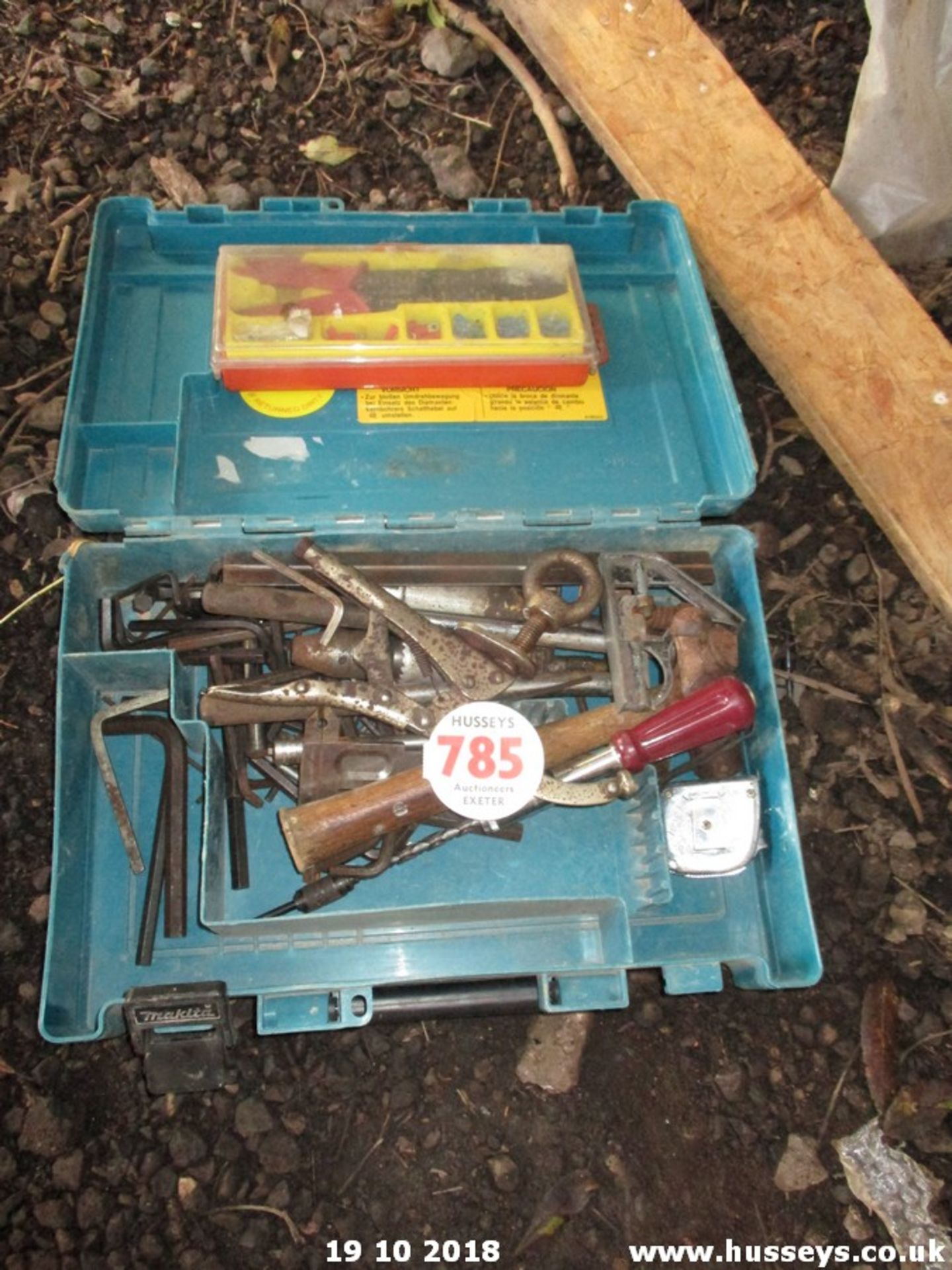 BOX OF TOOLS