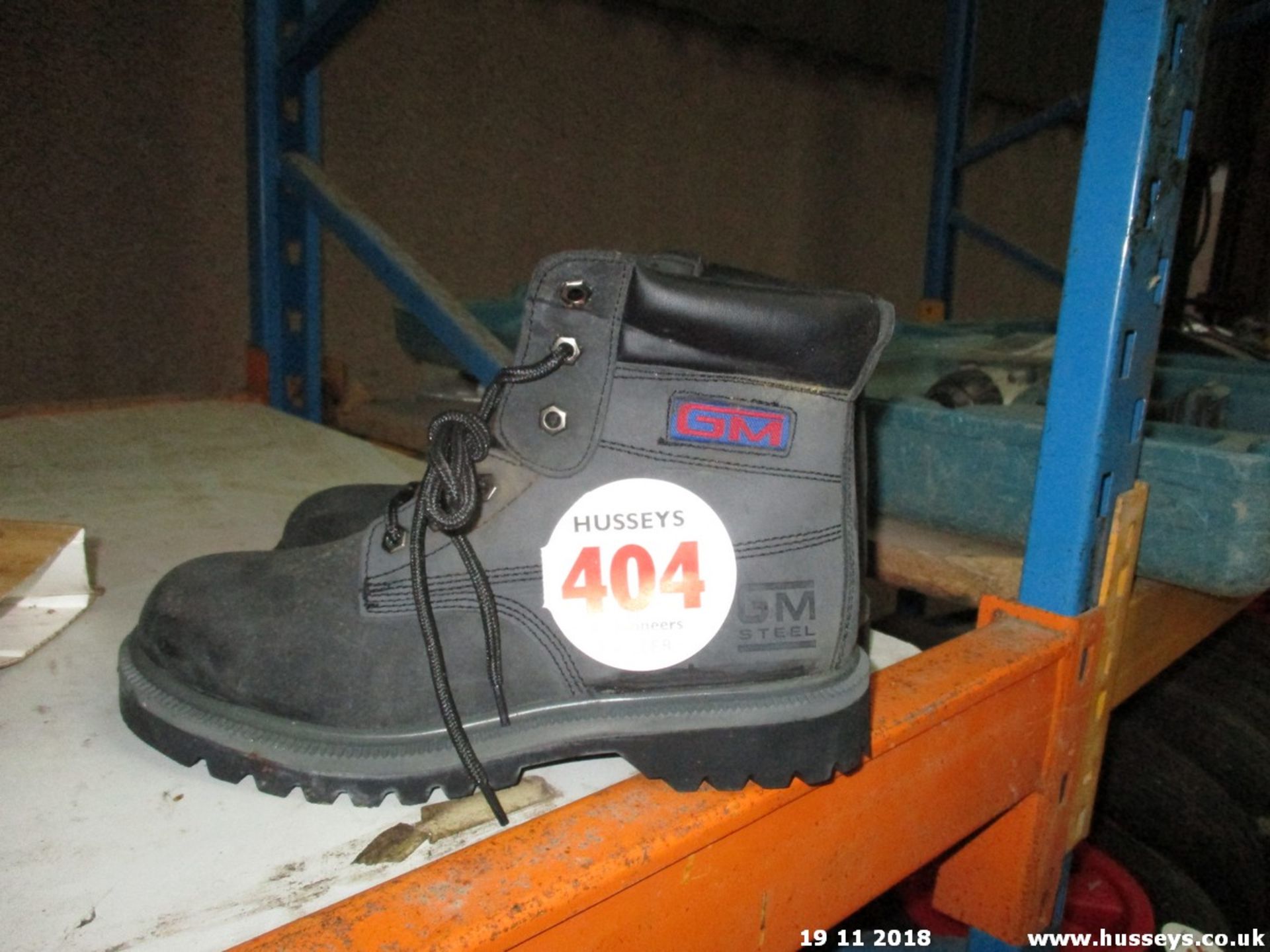 PR OF SAFETY BOOTS