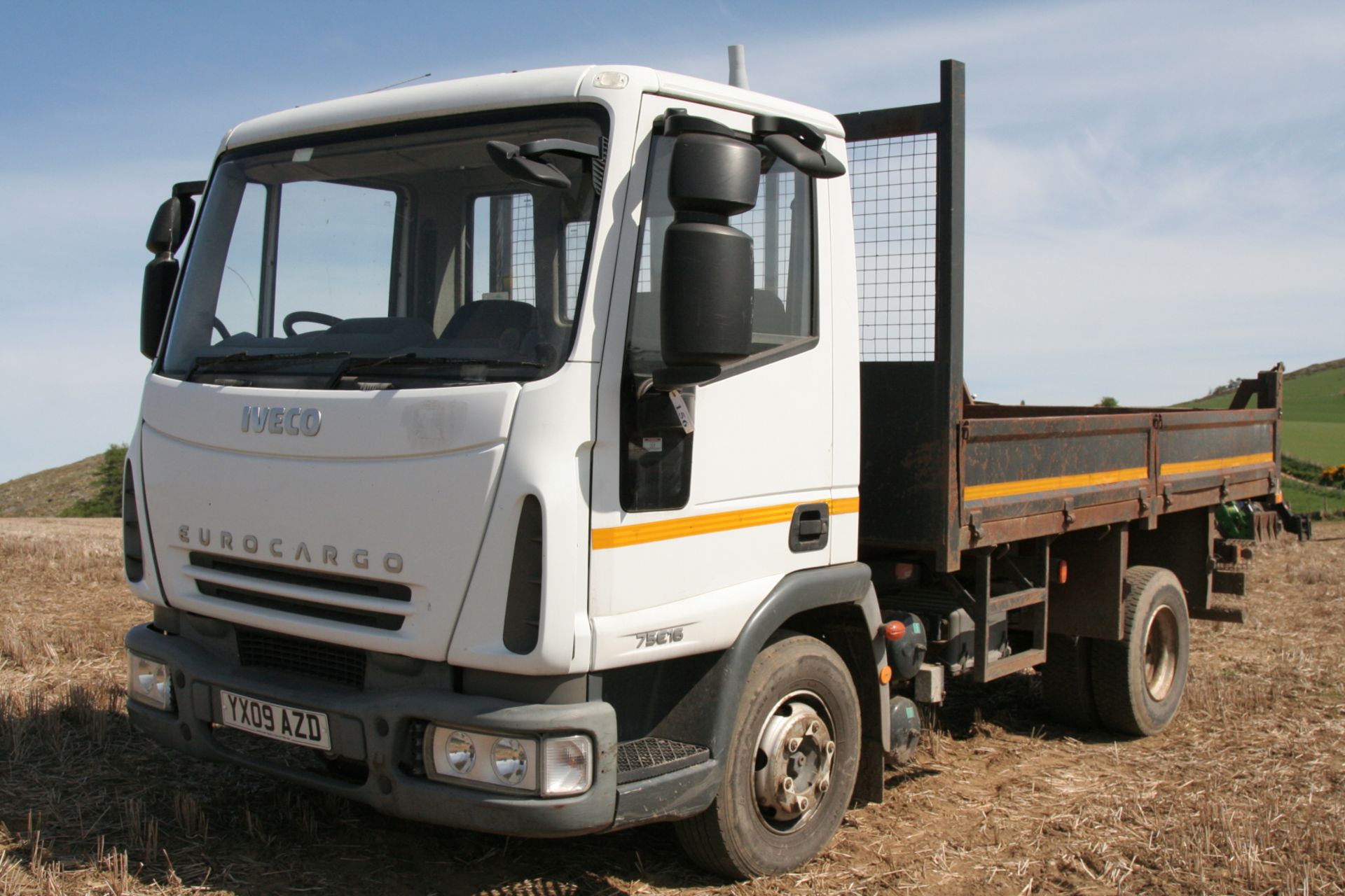 Ivedco Eurocargo Tipper Lorry YX09 AZD - Image 2 of 8
