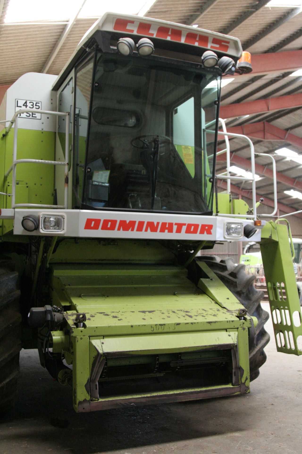 Claas Mega 218 Combine 20ft Cut L435 FSE - Image 2 of 11