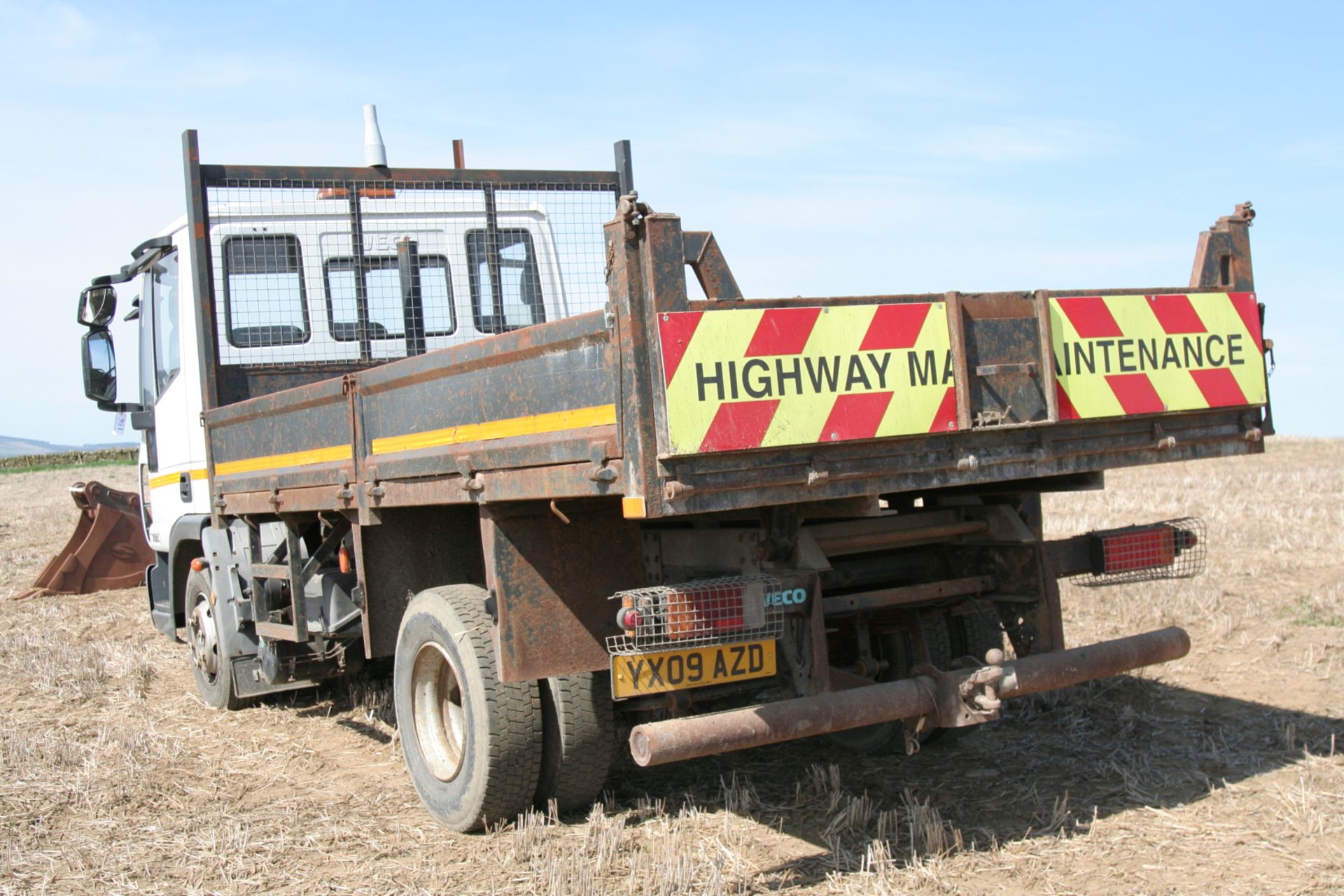 Ivedco Eurocargo Tipper Lorry YX09 AZD - Image 3 of 8