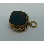 A 9ct gold and bloodstone fob