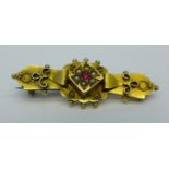 A Victorian 9ct gold sweetheart brooch,