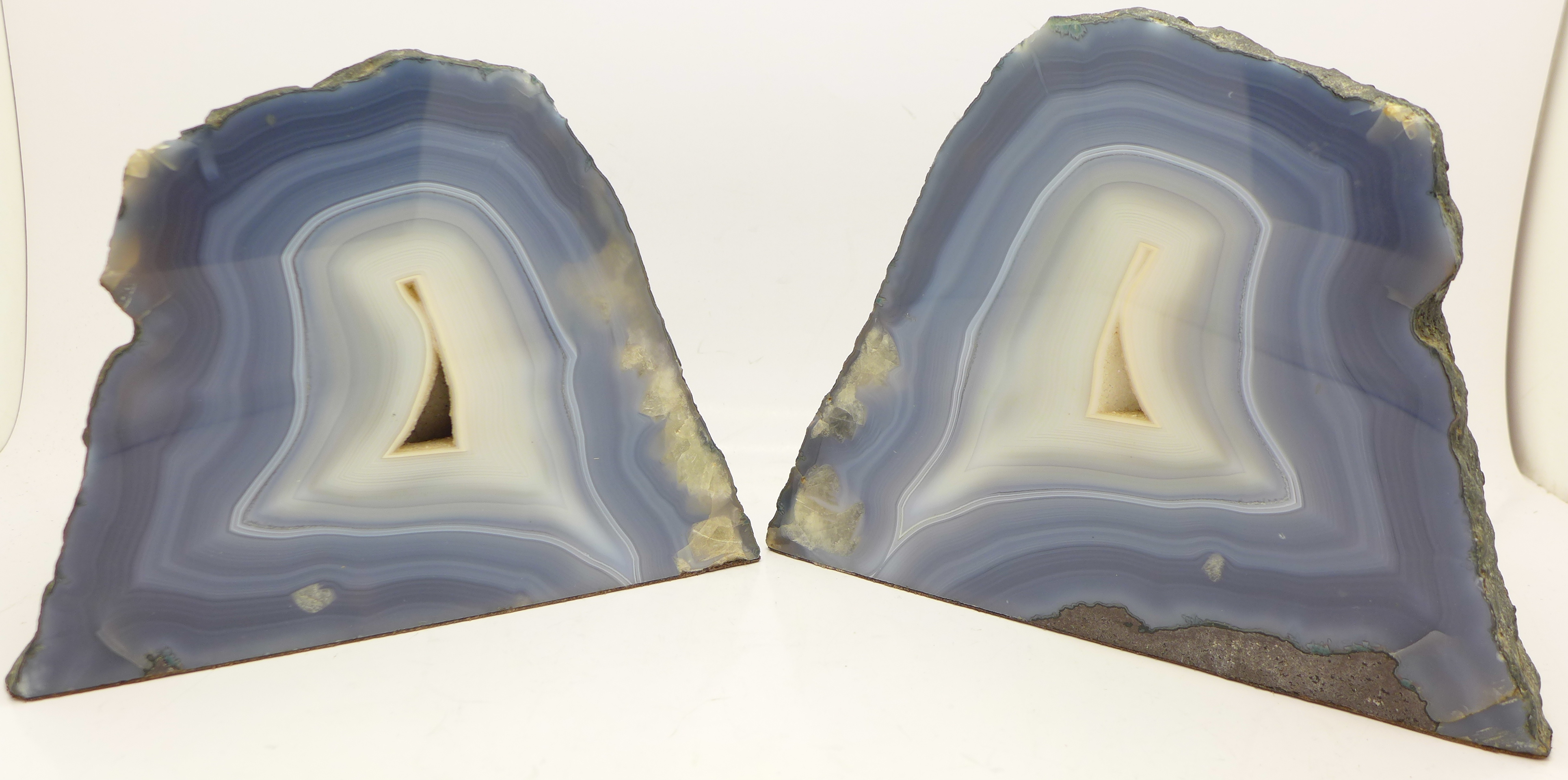 A pair of mineral sample geode bookends, 5.