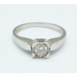 A 9ct gold and diamond ring, 2.