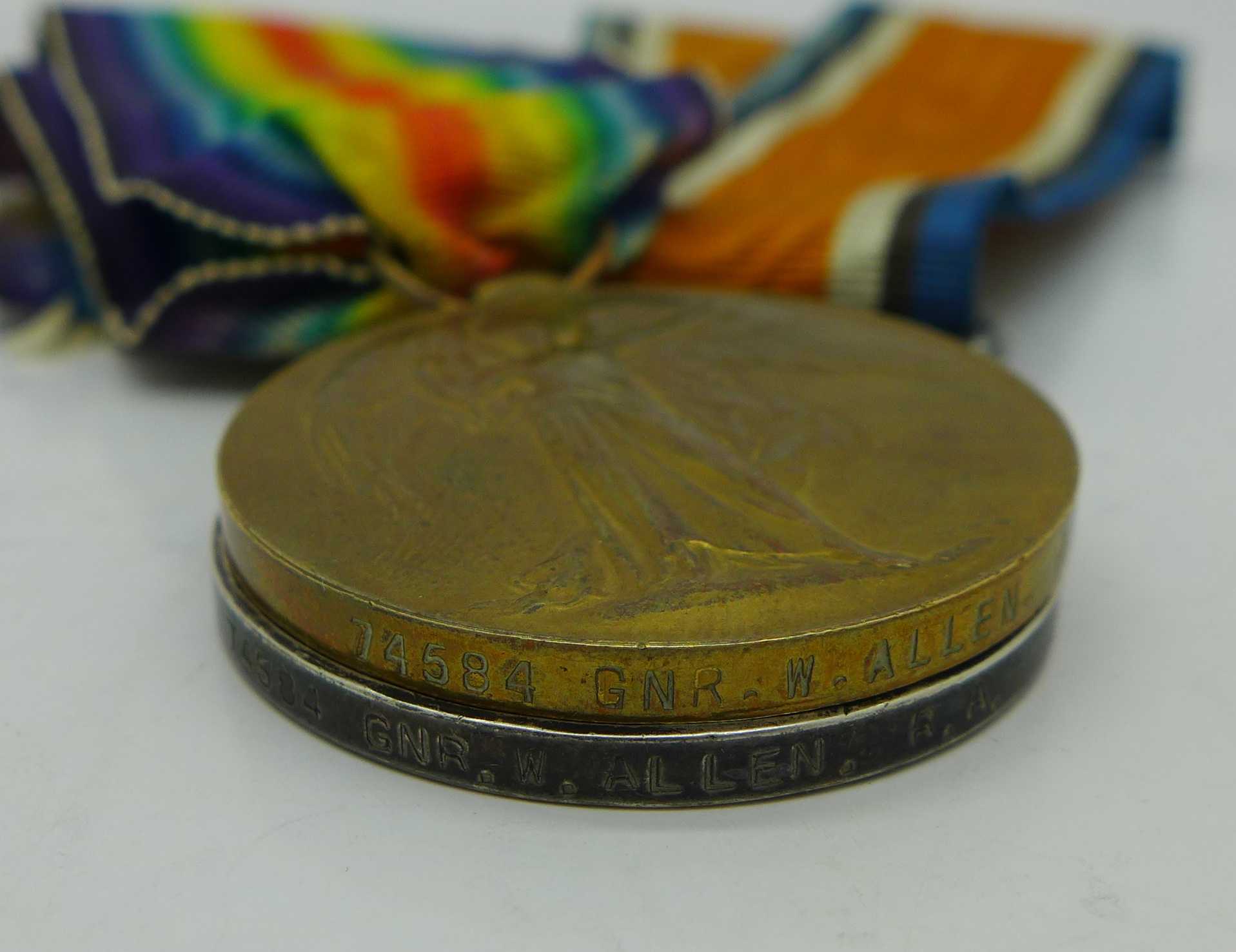 A pair of WWI medals to 74584 Gnr. W. Allen R.A. - Image 2 of 3