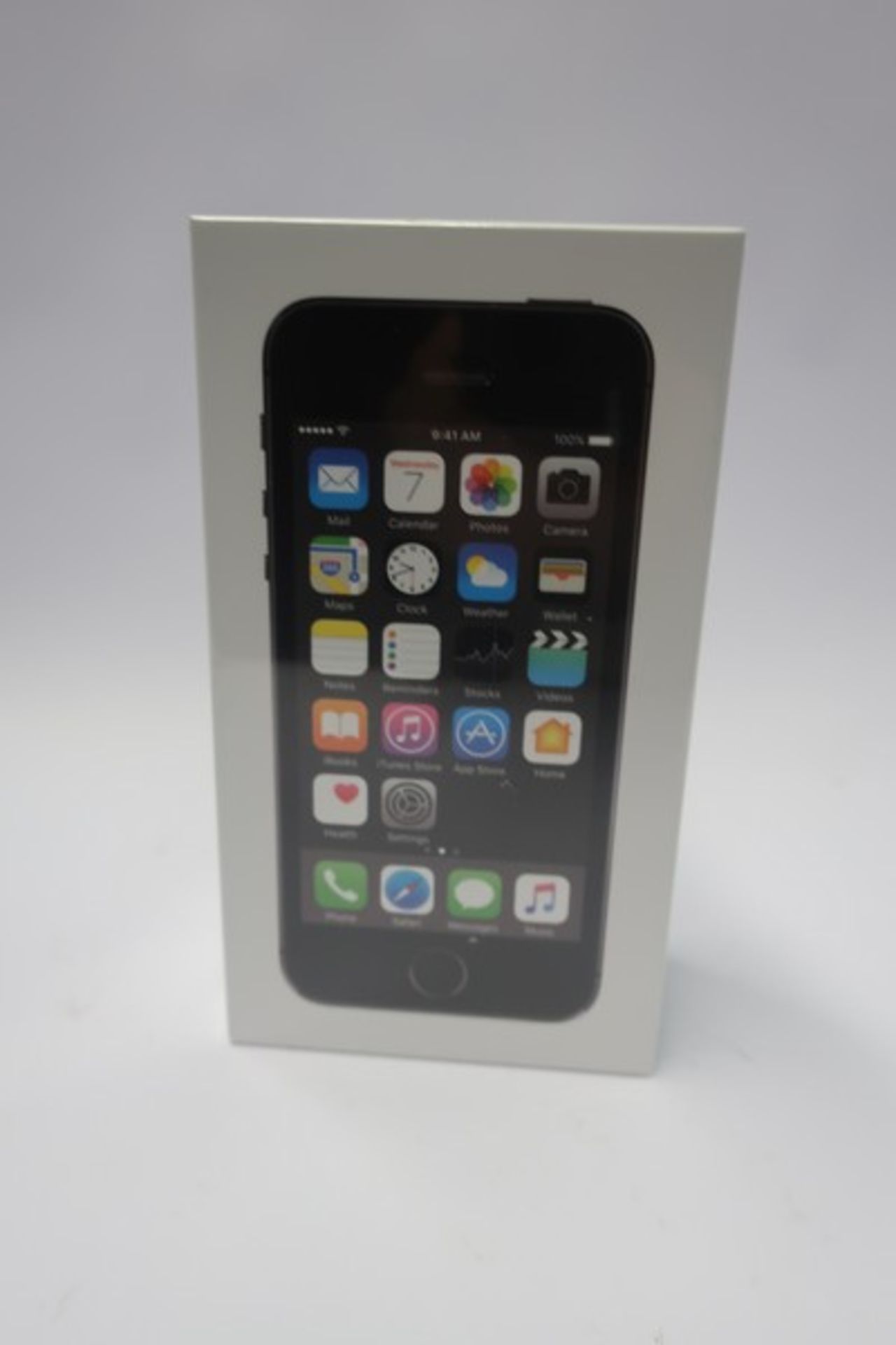 A boxed as new Apple iPhone 5s A1533 32GB in Space Grey (IMEI: 357989055336336) (Box sealed).