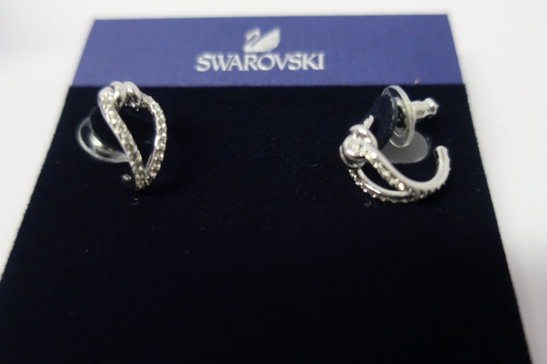 A pair of Swarovski (5390814) lifelong hoop pierced earrings, a Swarovski (5257465) Vittore white - Image 2 of 3