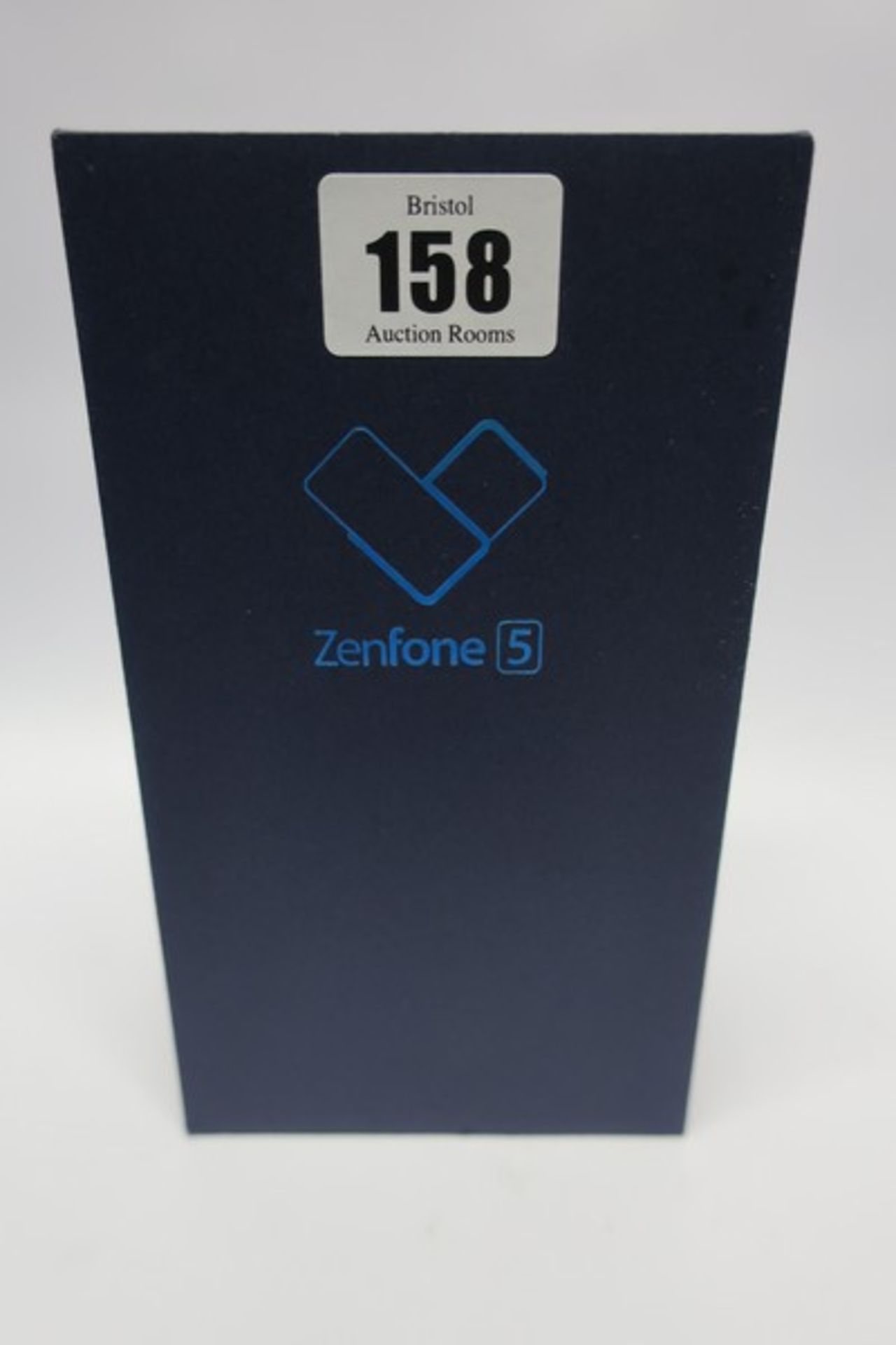 A boxed as new Asus Zenfone 5 (2018) ZE620KL 64GB Dual Sim in Midnight Blue (IMEI: