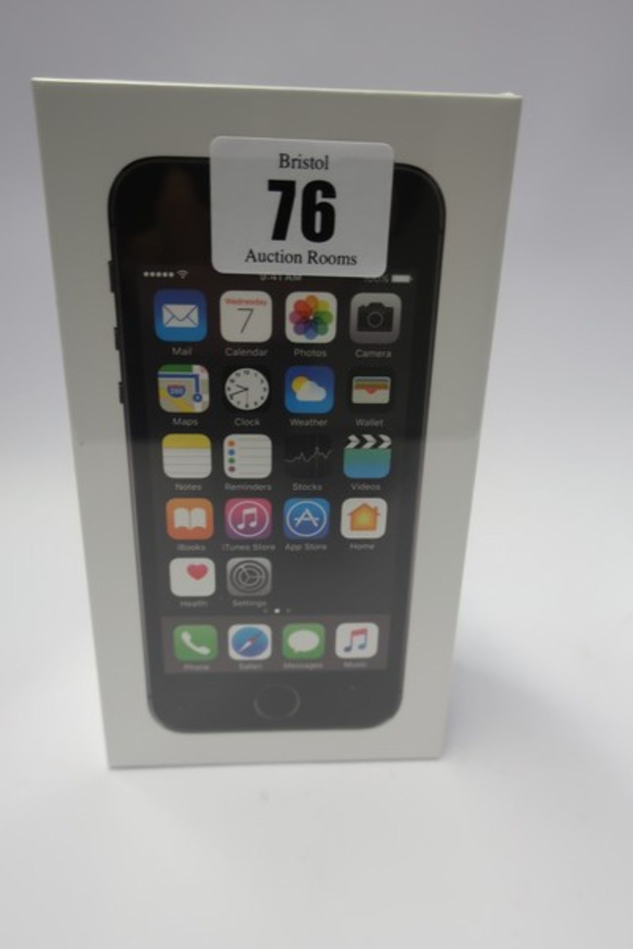 A boxed as new Apple iPhone 5s A1533 32GB in Space Grey (IMEI: 357988050190326) (Box sealed).