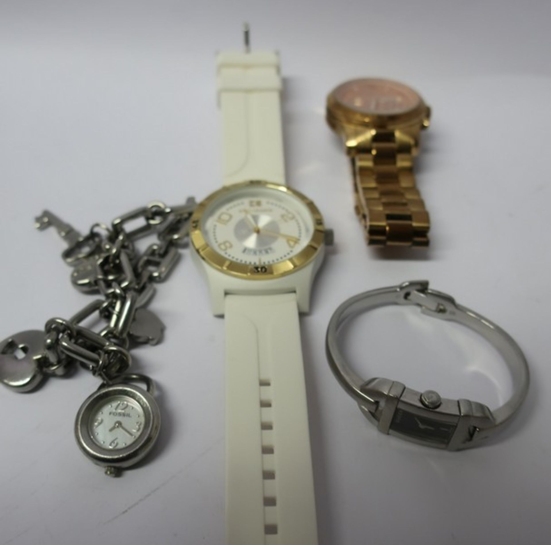 Assorted jewellery and watches to include new examples together with a pre-owned fashion purse. - Image 4 of 4