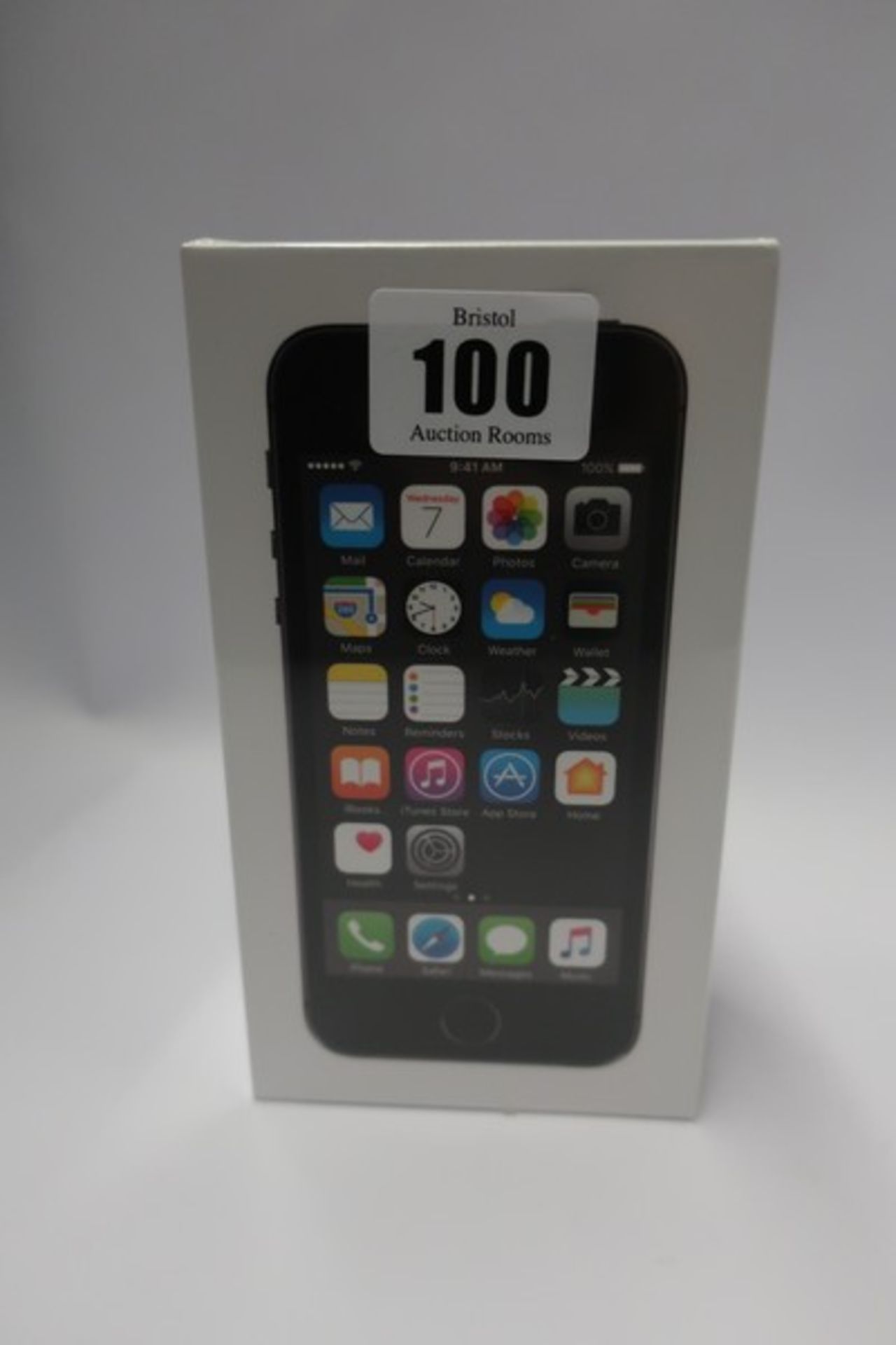A boxed as new Apple iPhone 5s A1533 32GB in Space Grey (IMEI: 358755055499765) (Box sealed).