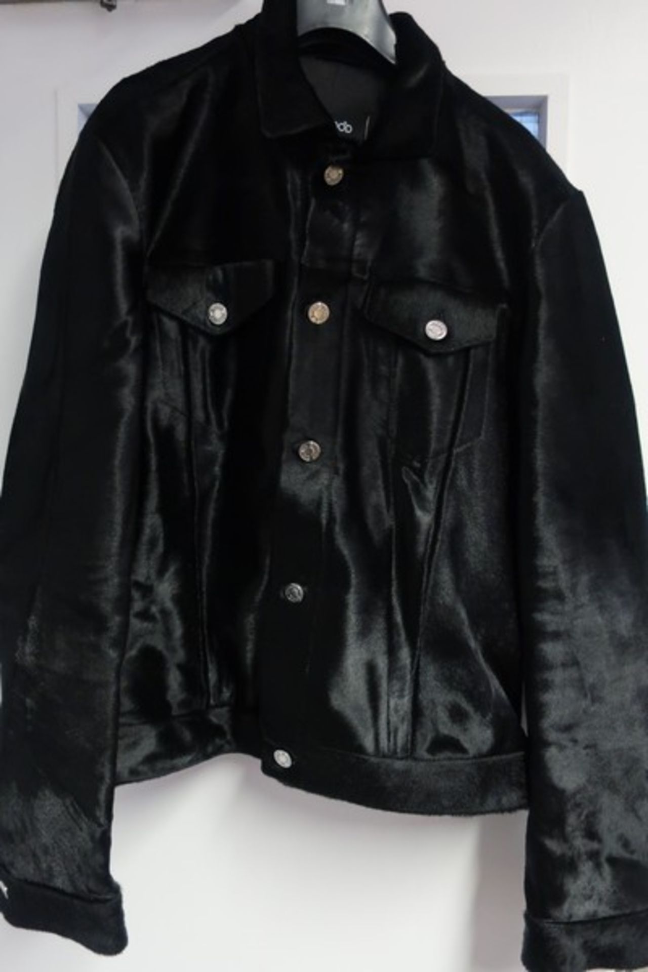 An as new Blood brother jacket (Size M).