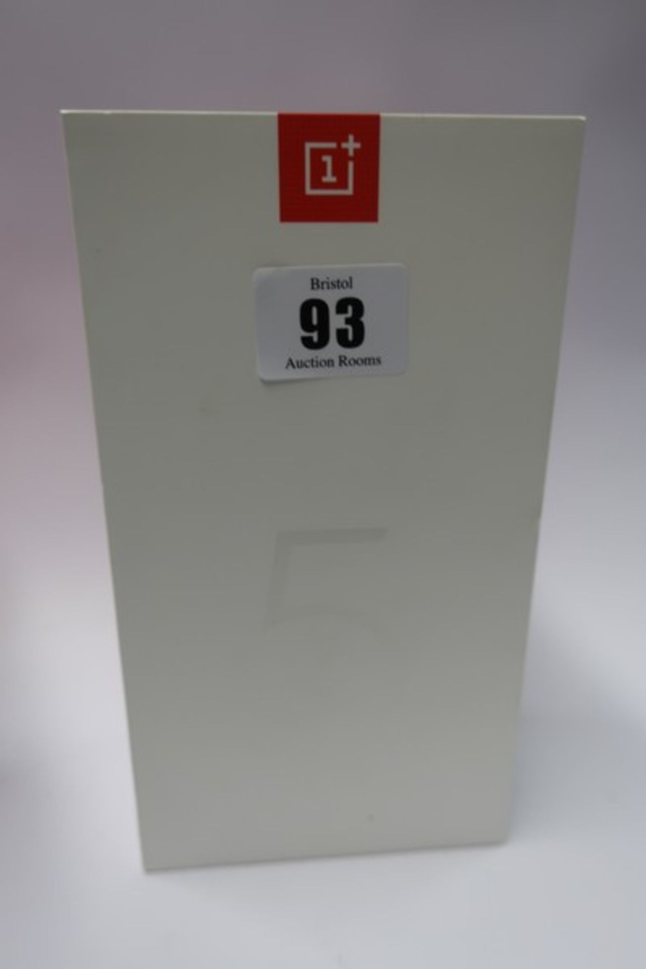 A boxed as new OnePlus 5T A5010 64GB dual sim smartphone (IMEI: 868717037340676 / 868717037340668).