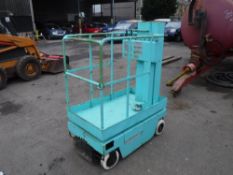 AICHI 3M WHEELD COLUMN LIFT (NO KEYS) [+ VAT]