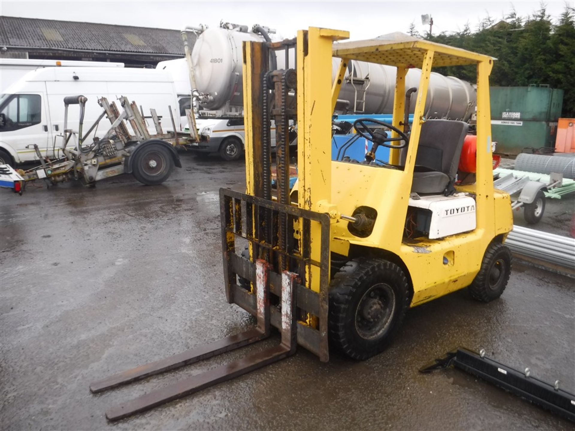 TOYOTA GAS FORK LIFT [NO VAT] - Image 2 of 4