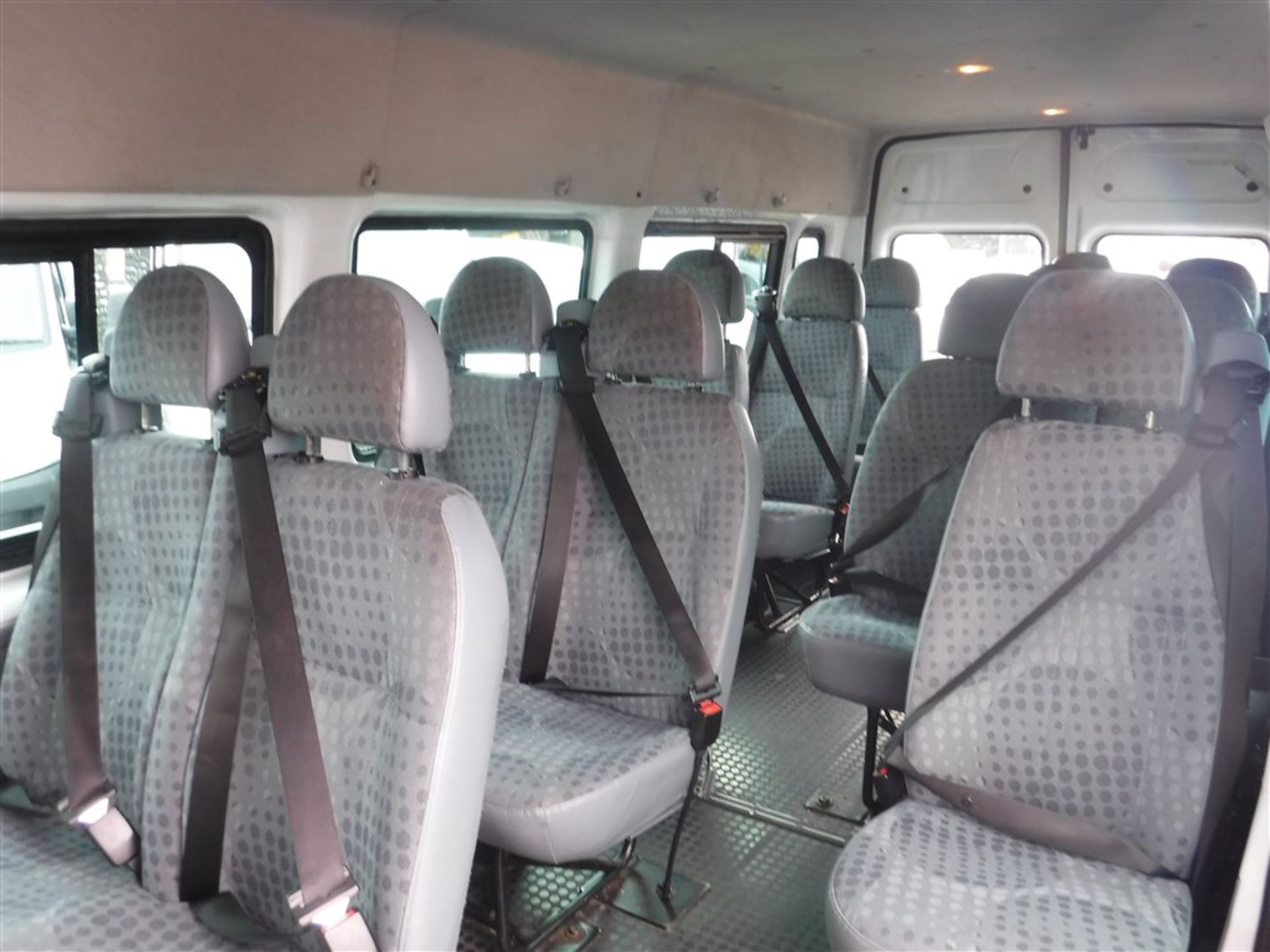 10 reg FORD TRANSIT 115 T430 17 SEAT RWD MINIBUS, 1ST REG 03/10, TEST 03/19, 222908KM WARRANTED, - Image 5 of 6