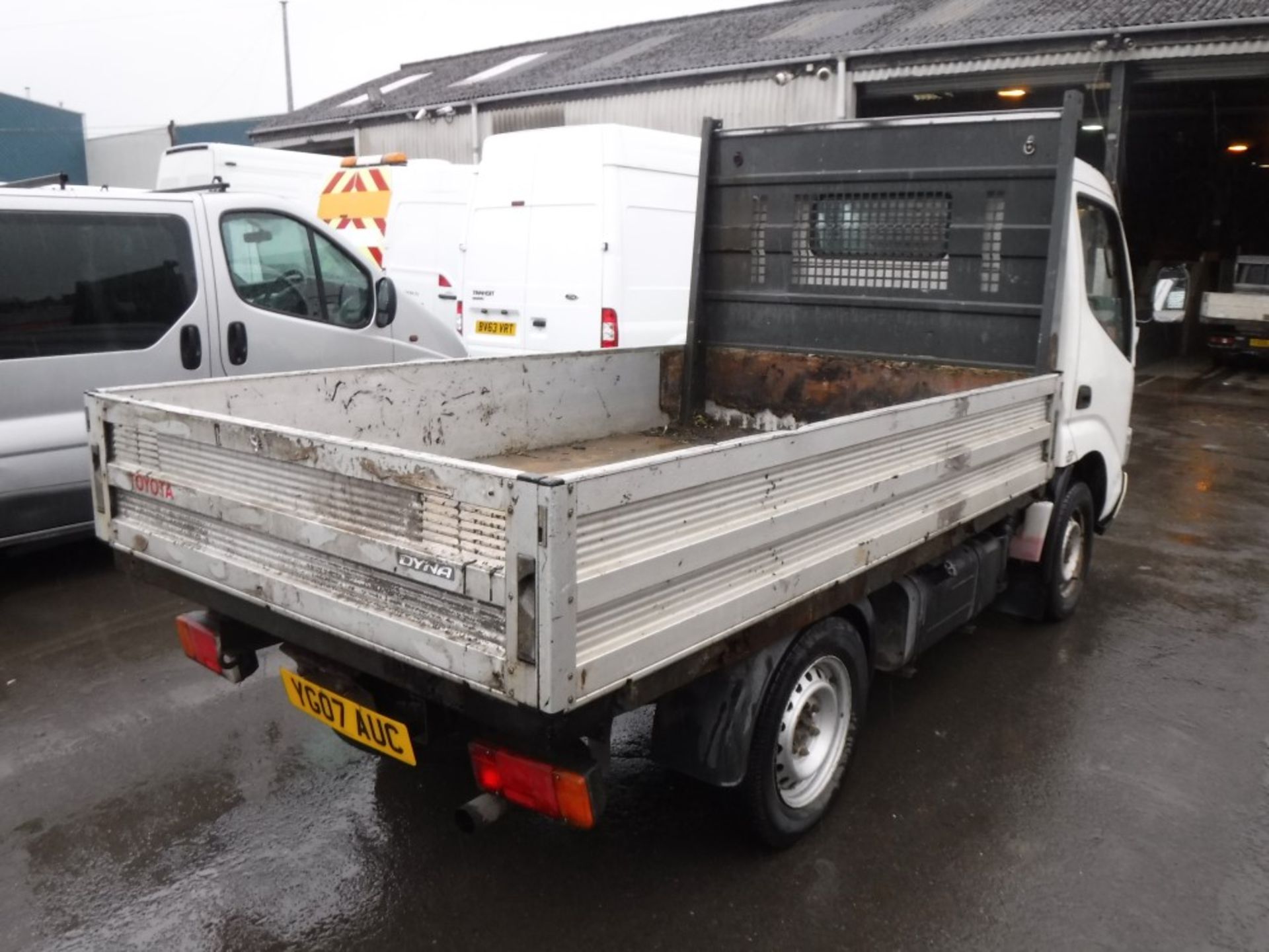 07 reg TOYOTA DYNA 300 D-4D DROPSIDE LORRY, 1ST REG 08/07, 100929M WARRANTED, V5 HERE, 1 OWNER - Image 4 of 5