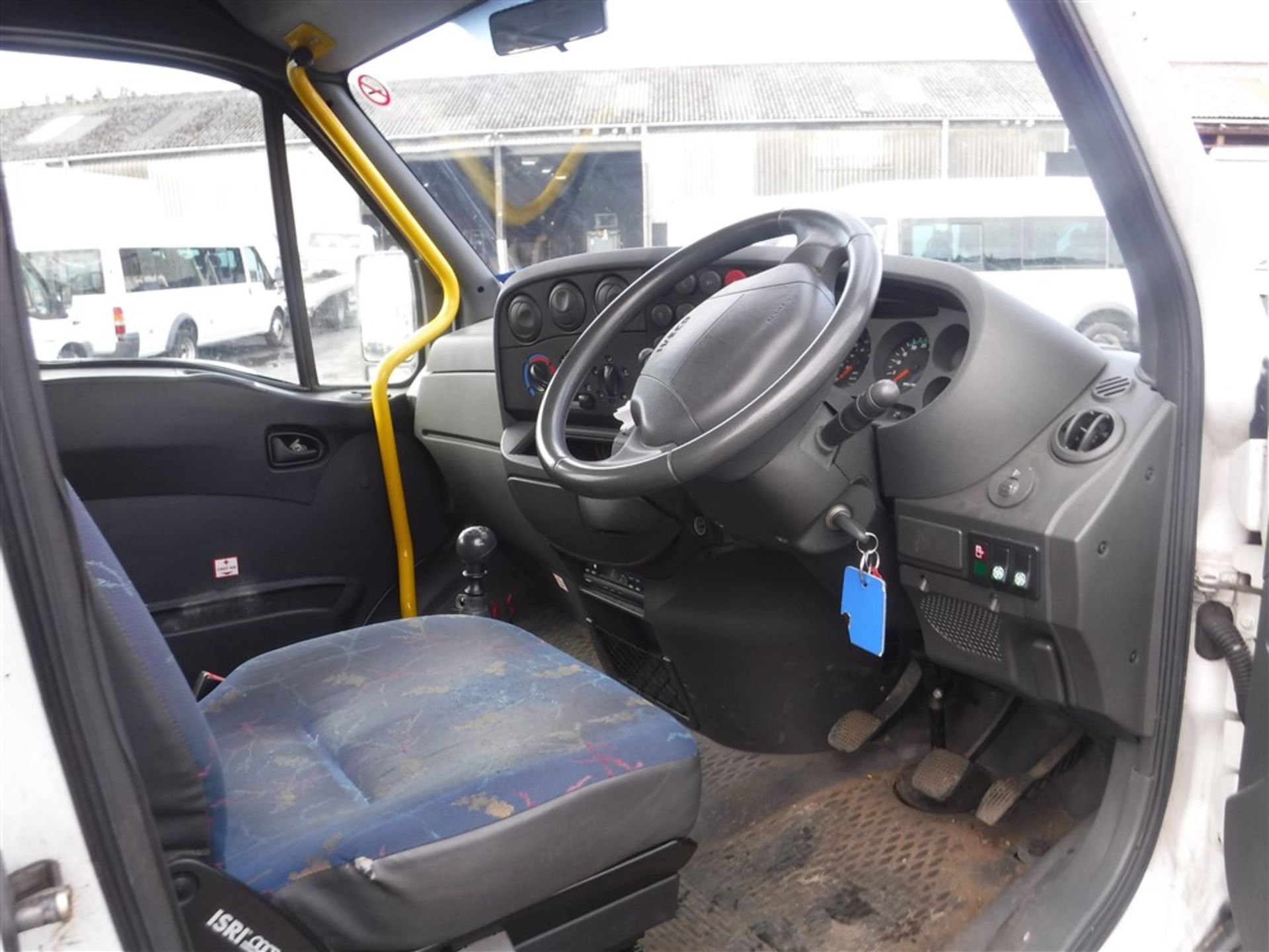 03 reg IVECO DAILY 40C13 IRIS BUS, 1ST REG 03/03, TEST 03/19, 105672KM WARRANTED, V5 HERE, 1 OWNER - Image 5 of 6