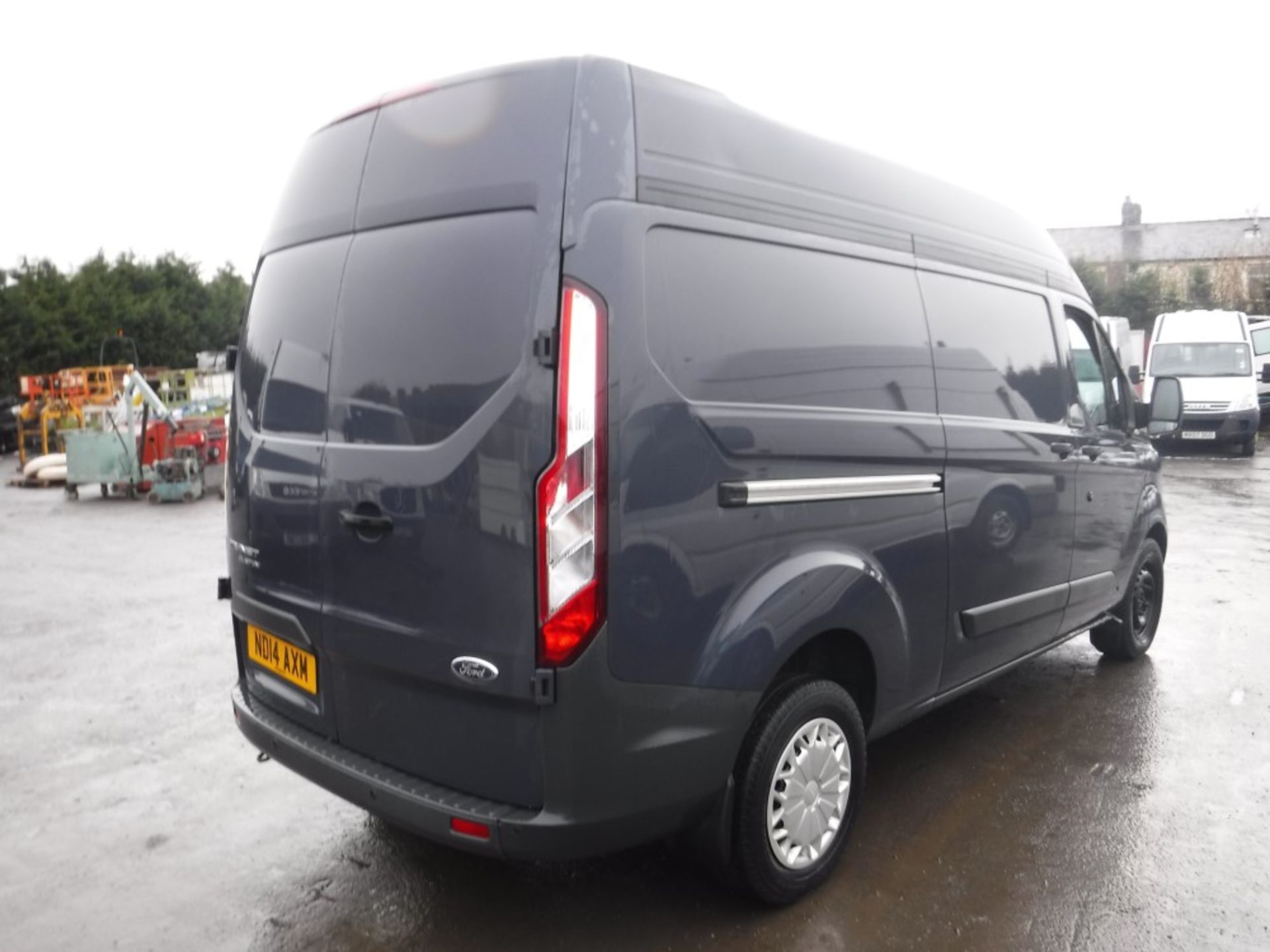 14 reg FORD TRANSIT CUSTOM 330 TREND E-TEC, 1ST REG 07/14, TEST 07/18, 136292M WARRANTED, V5 HERE, 1 - Image 4 of 5