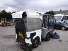 11 reg HAKO CITYMASTER STREET CLEANSING VEHICLE (DIRECT COUNCIL) 1ST REG 06/11, 1357 HOURS, V5 HERE,