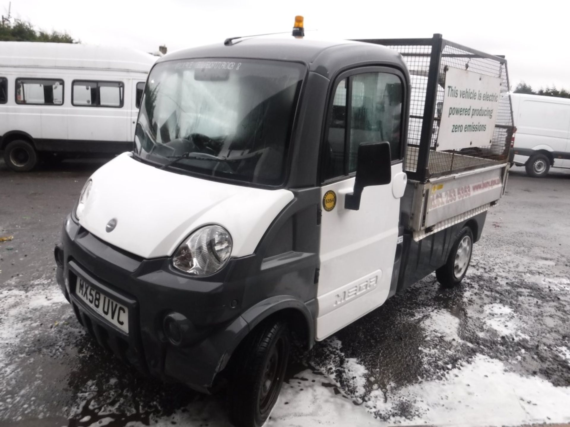 58 reg AXIAM MEGA MULTITRUCK 600E ELECTRIC CAGED TIPPER (DIRECT COUNCIL) 1ST REG 12/08, 24298M - Image 2 of 5