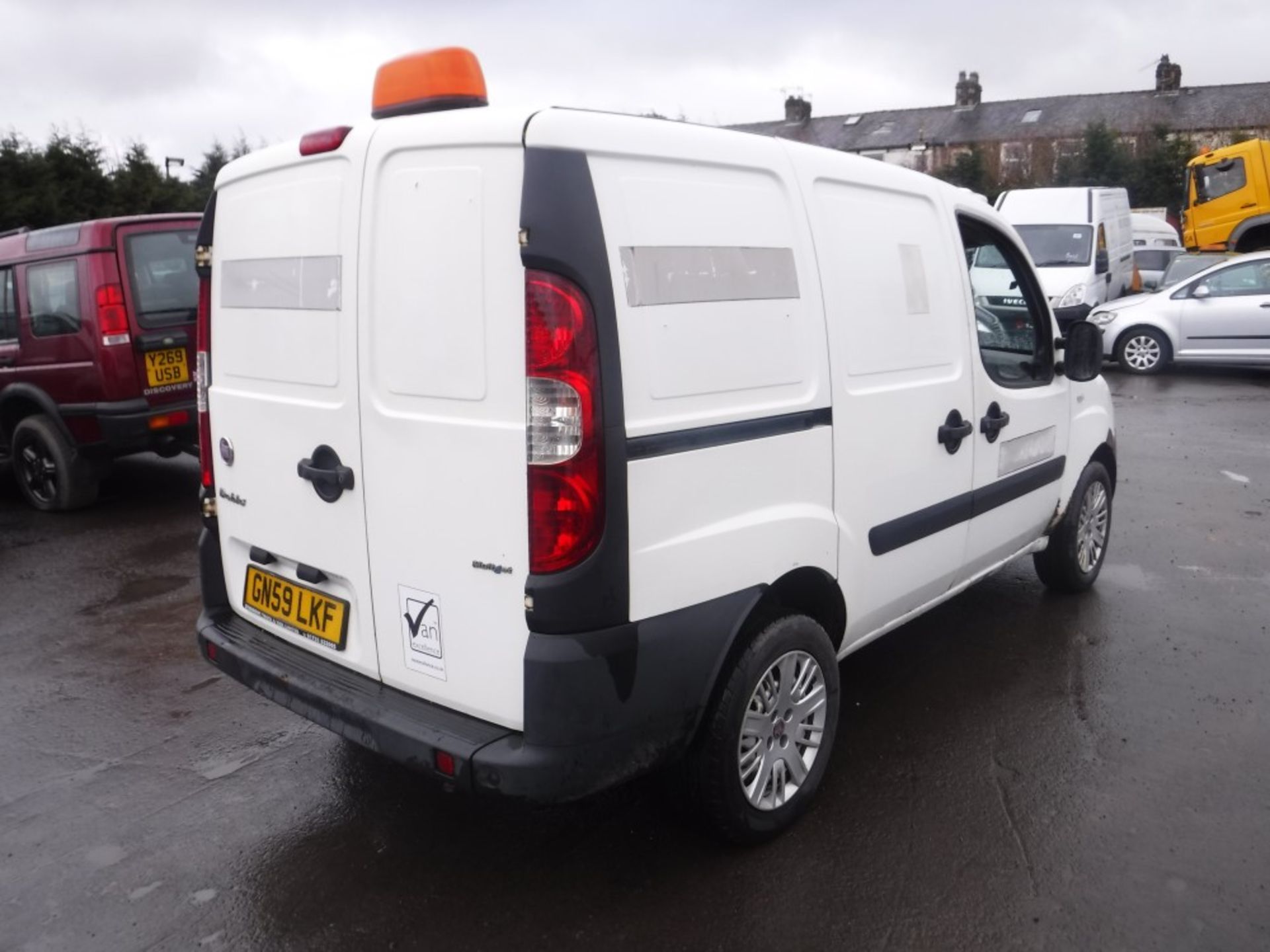 59 reg FIAT DOBLO CARGO M-JET SX, 1ST REG 12/09, TEST 12/18, 156537M WARRANTED, NO V5 [+ VAT] - Image 4 of 5