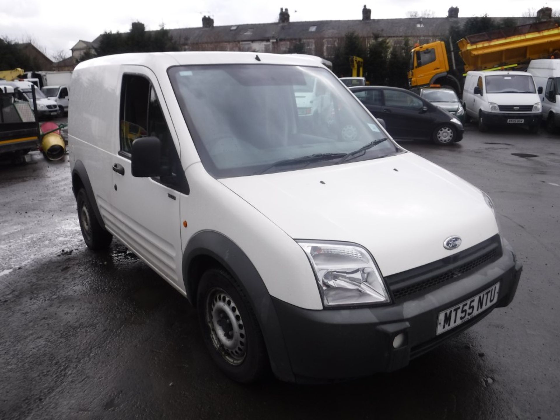 55 reg FORD TRANSIT CONNECT 200D SWB (DIRECT COUNCIL) 1ST REG 12/05, TEST 07/18, 113802M, V5 HERE, 1